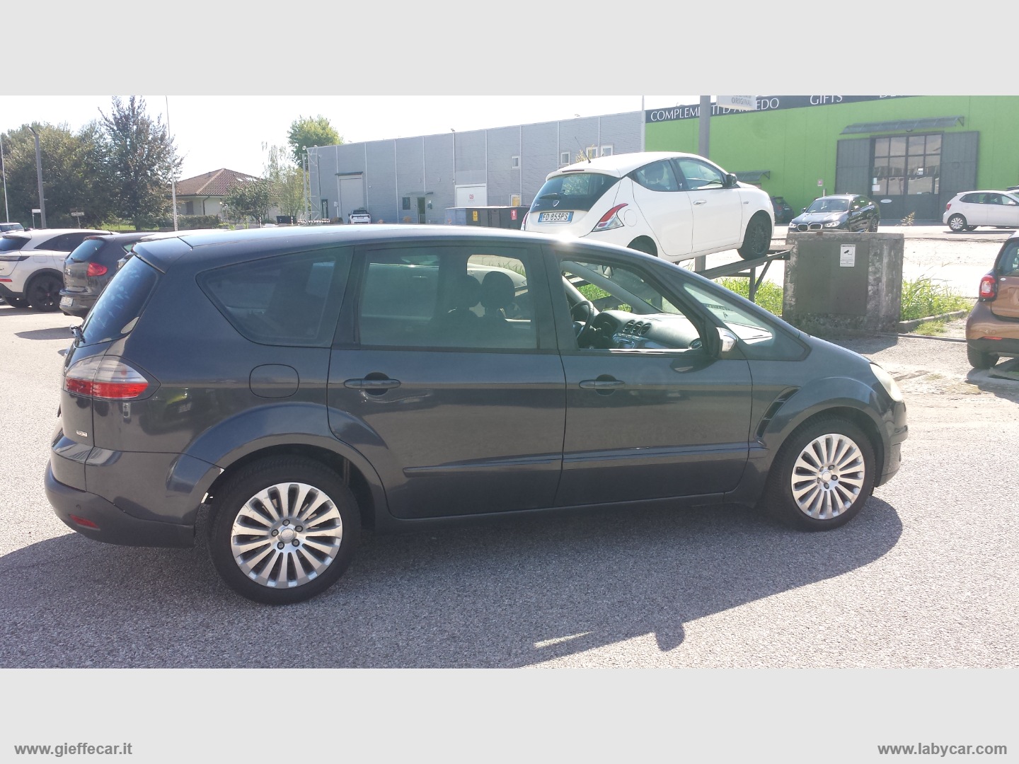 S-Max+ 2.0 TDCi 140 CV - immagine 2