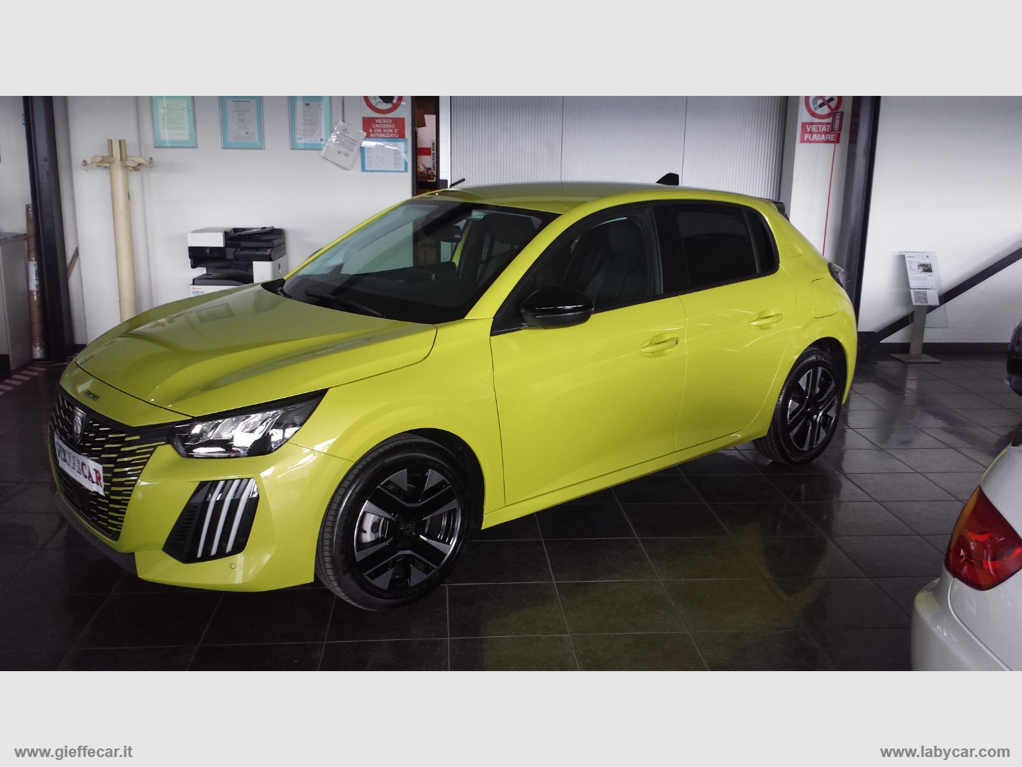 208 Turbo 100 CV 5p. Style - immagine 2