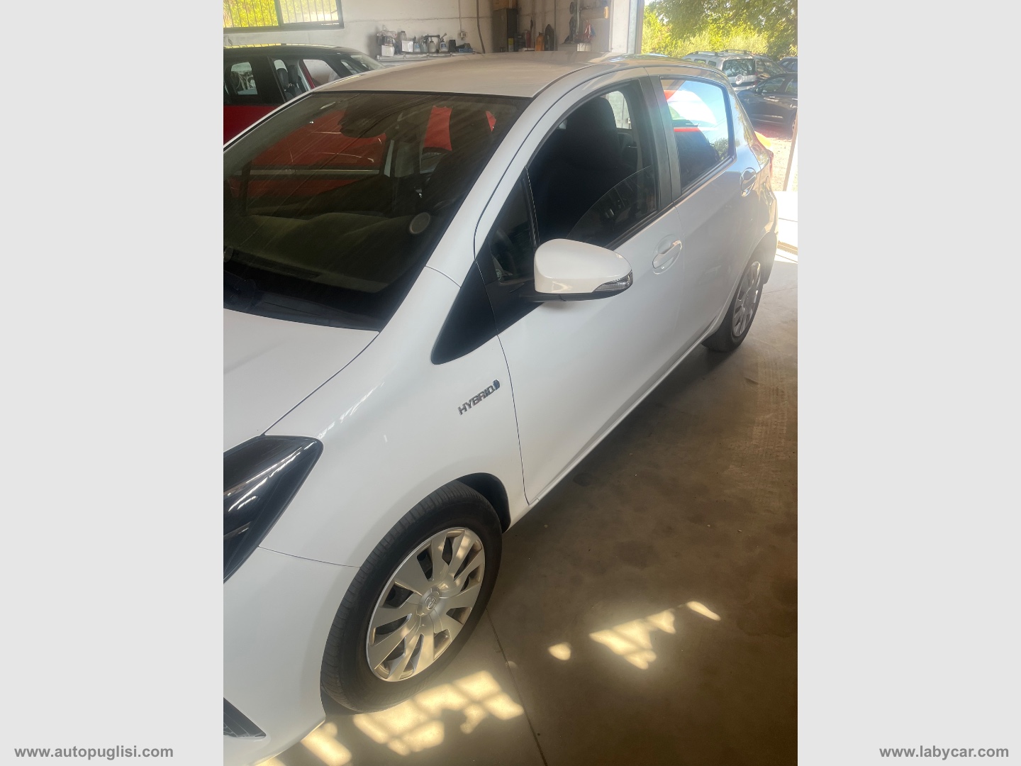 Yaris 1.5 Hybrid 5p. COOL - immagine 2