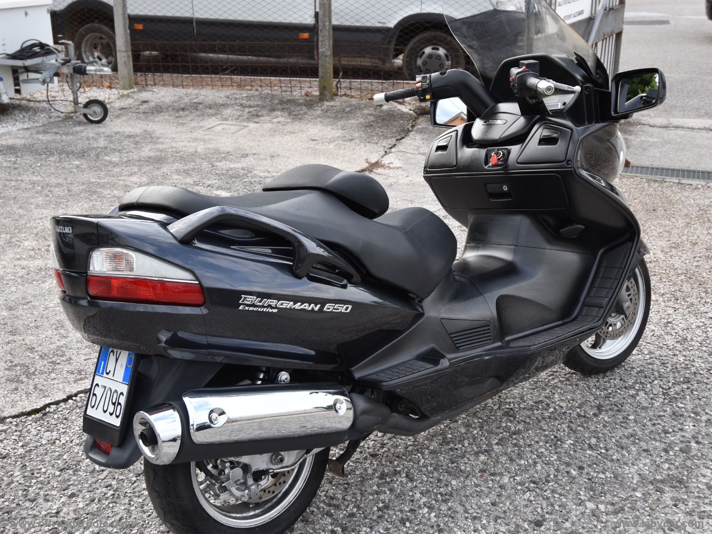 SUZUKI MOTOR CORPORATION WVBU - immagine 2