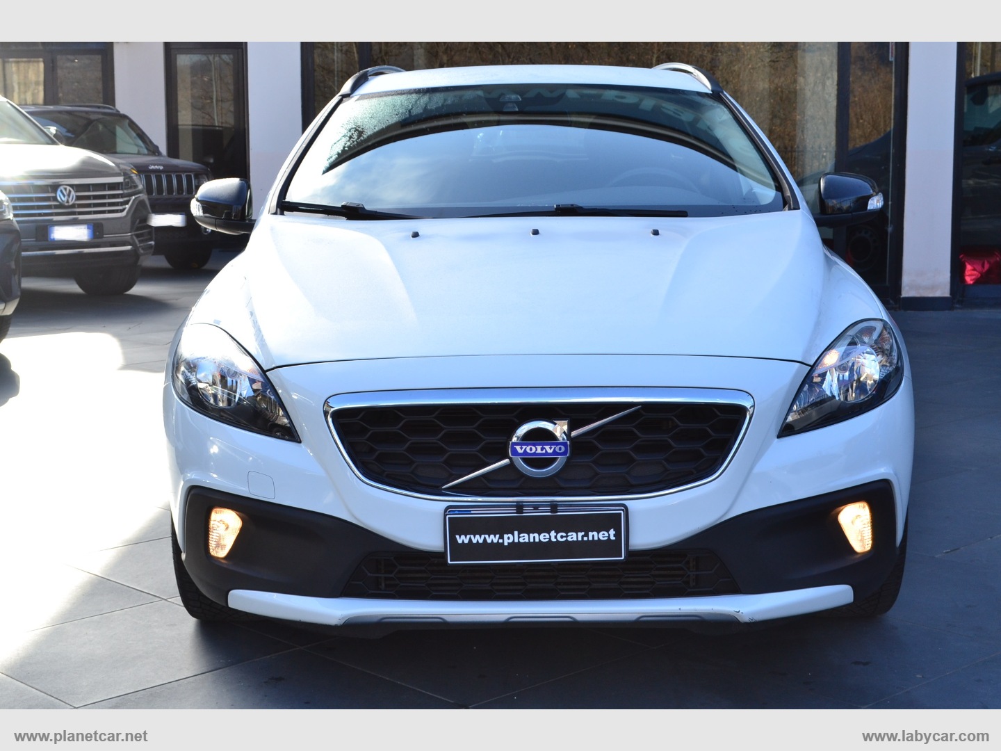V40 Cross Country D2 Momentum - immagine 2