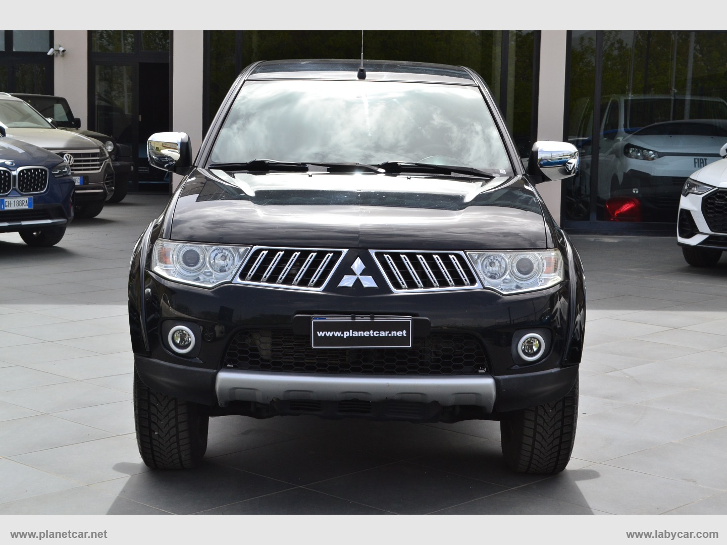 L200 2.5 DI-D DC Invite - immagine 2