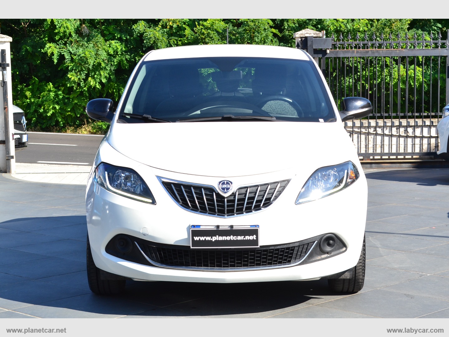 Ypsilon 1.0 FireFly 5p.S&S Hyb. Eco Gold - immagine 2