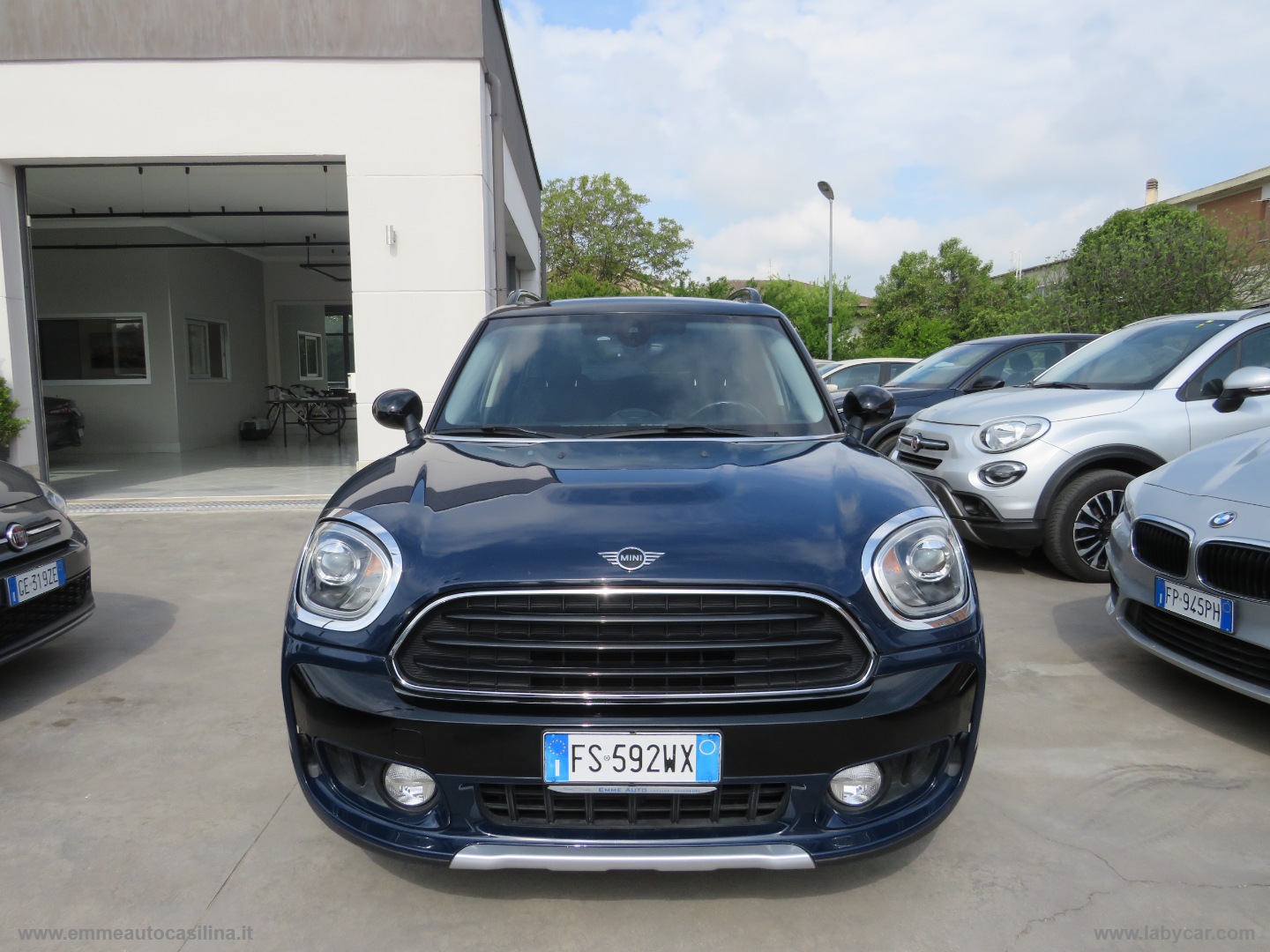 Mini Cooper D Business Countryman Autom. - immagine 2