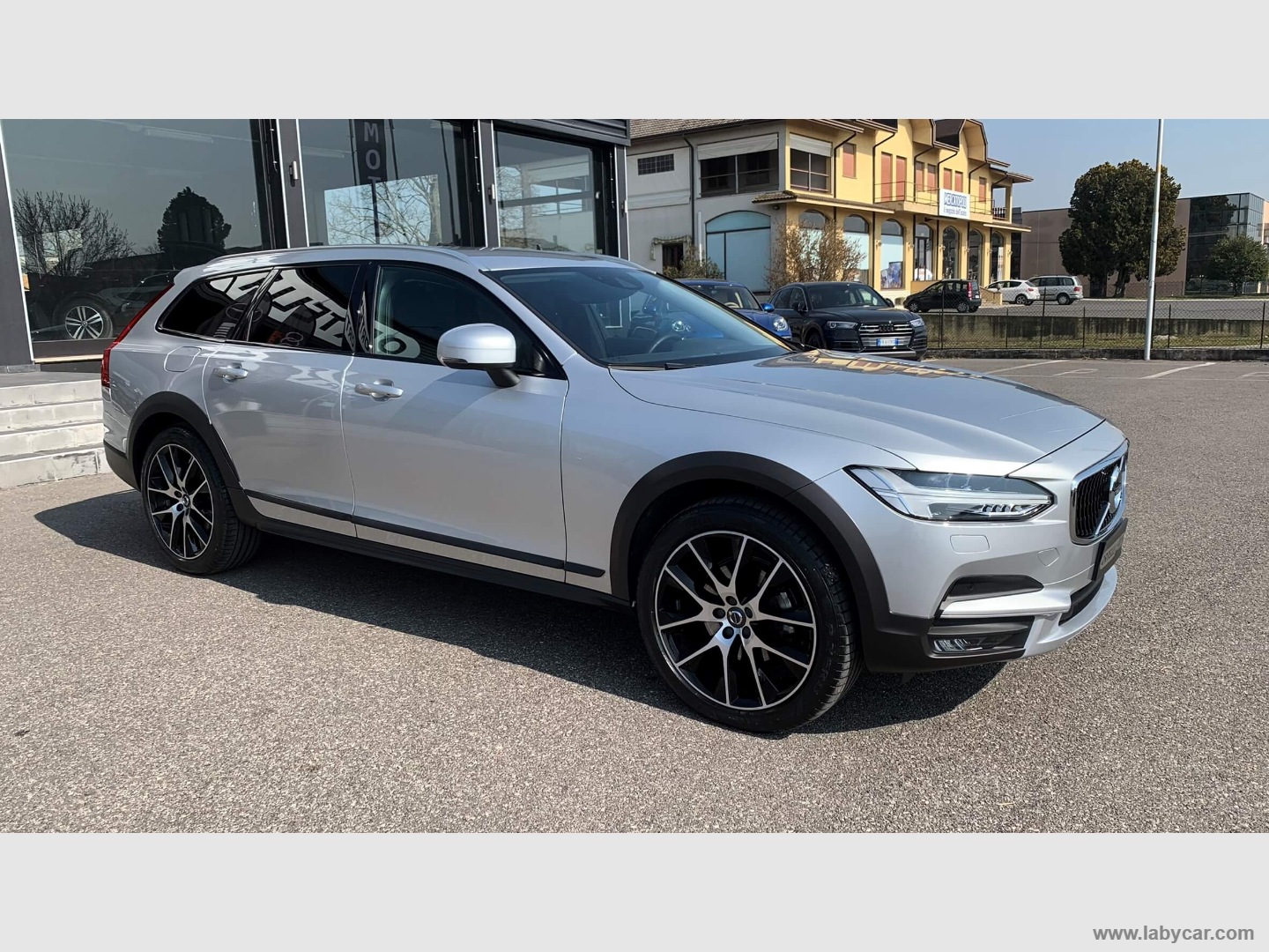V90 Cross Country D4 AWD Geartronic Pro GANCIO TRAINO I.V.A. - immagine 2