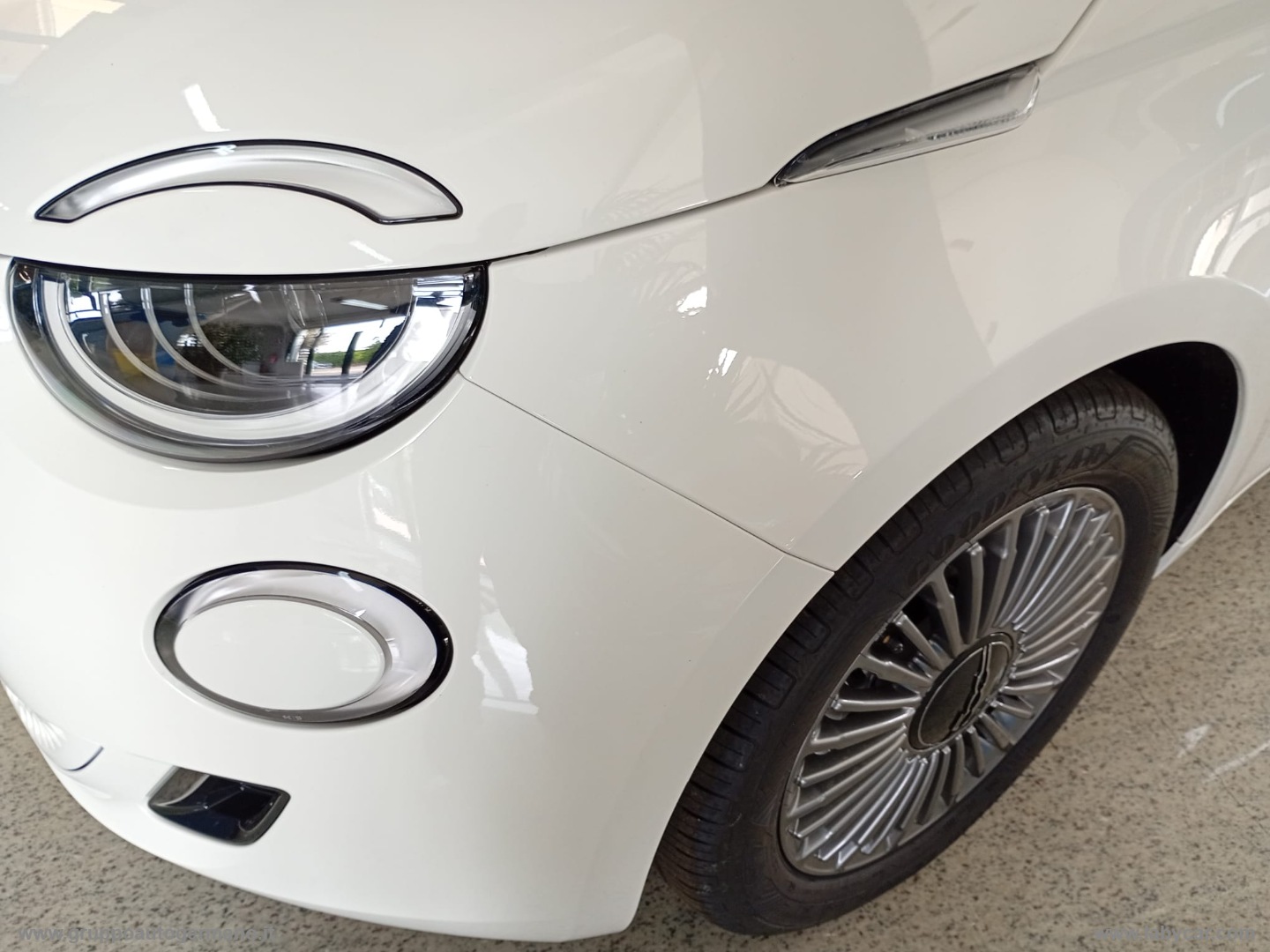 500 Berlina Hybrid Torino - immagine 2