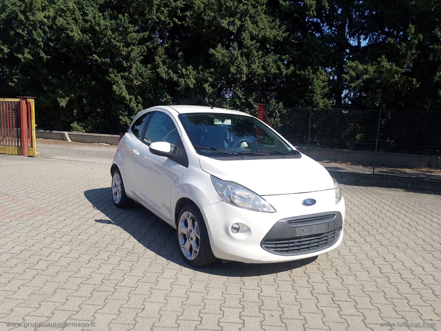 Ka+ 1.3 TDCi 75 CV Titanium - immagine 2