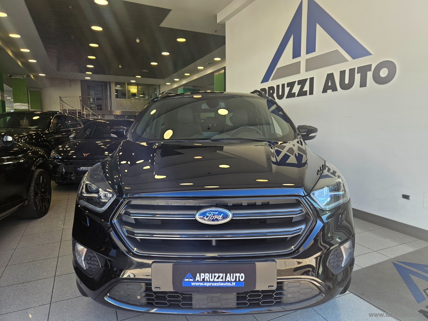 Kuga 2.0 TDCI 120CV S&S 2WD Pow.ST-Line - immagine 2