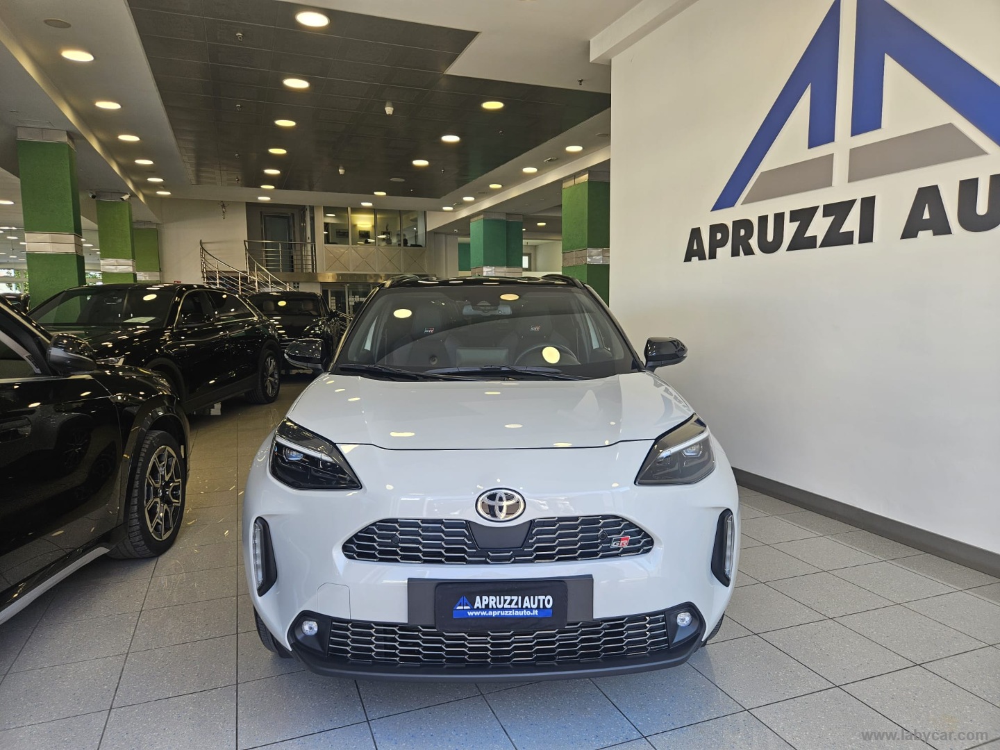 Yaris Cross 1.5 Hybrid 5p.E-CVT GR SPORT - immagine 2