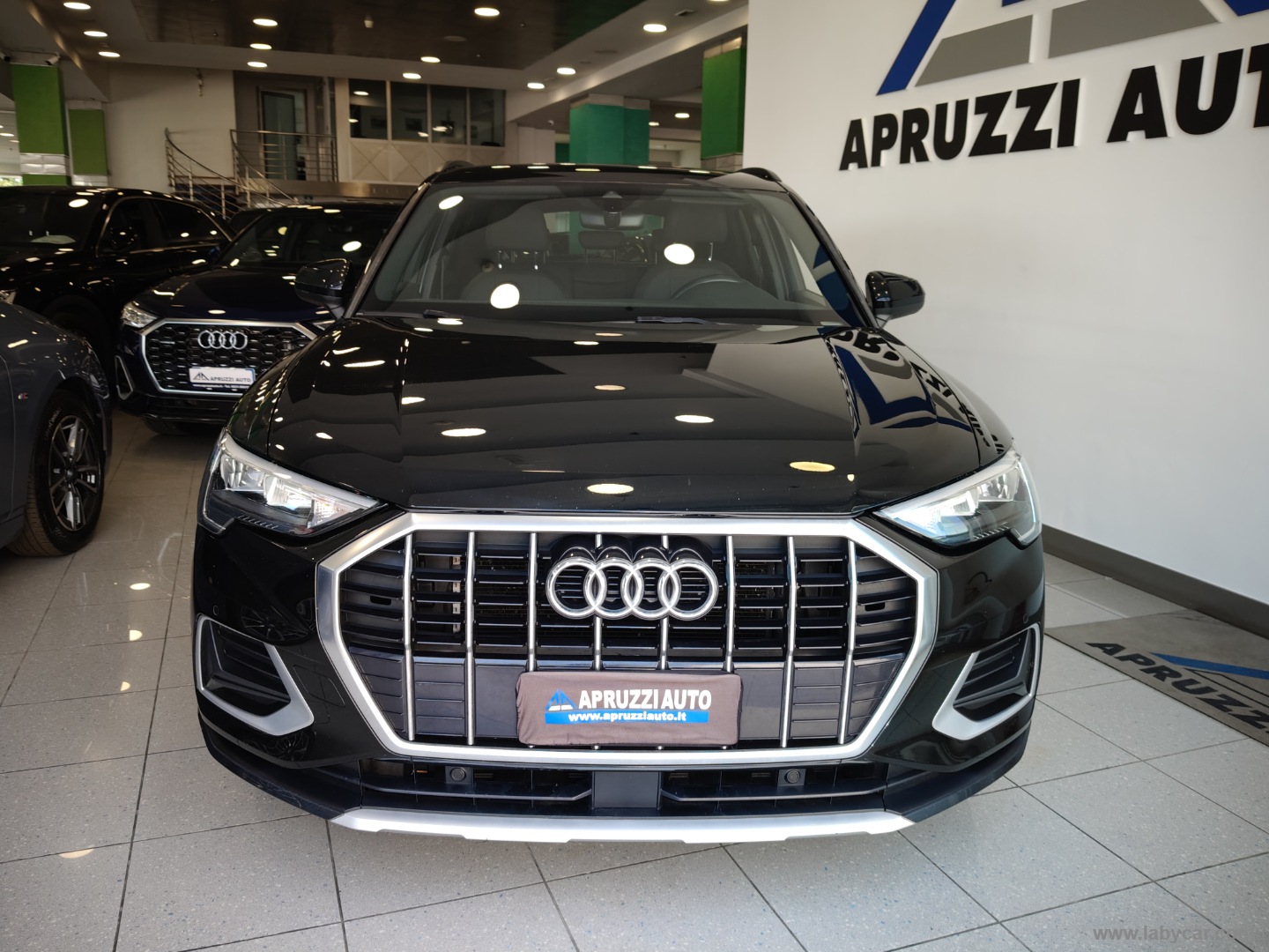 Q3 35 TDI S tronic Business Advanced - immagine 2