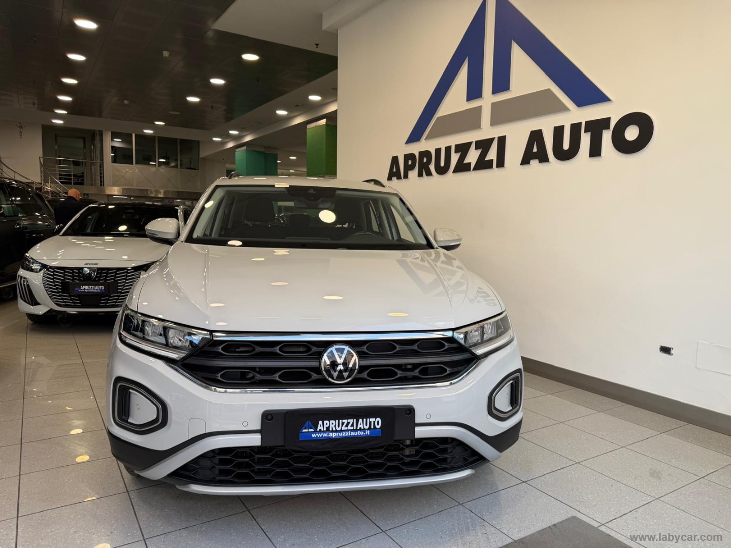 T-Roc 2.0 TDI SCR Life - immagine 2
