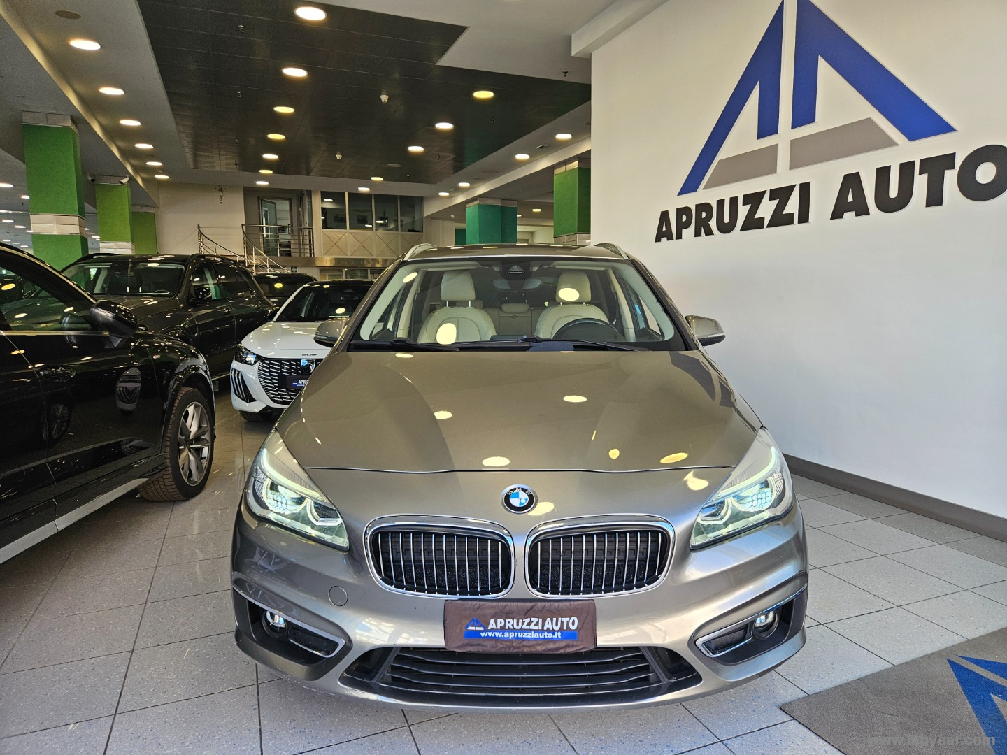 218 D ACTIVE TOURER LUXURY AUT. - immagine 2