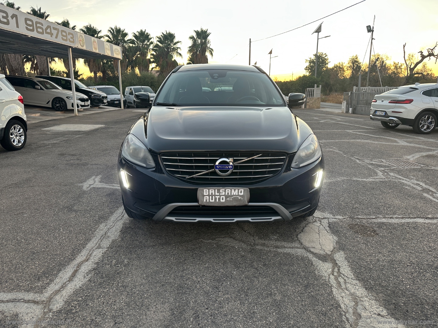 XC60 AWD 2.4D Momentum - immagine 2