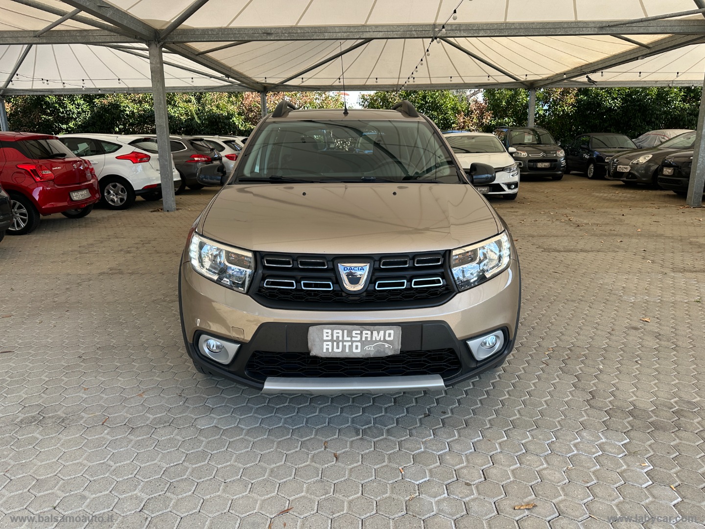 Sandero Stepway 0.9 TCe 12V T-GPL 90 S&S - immagine 2