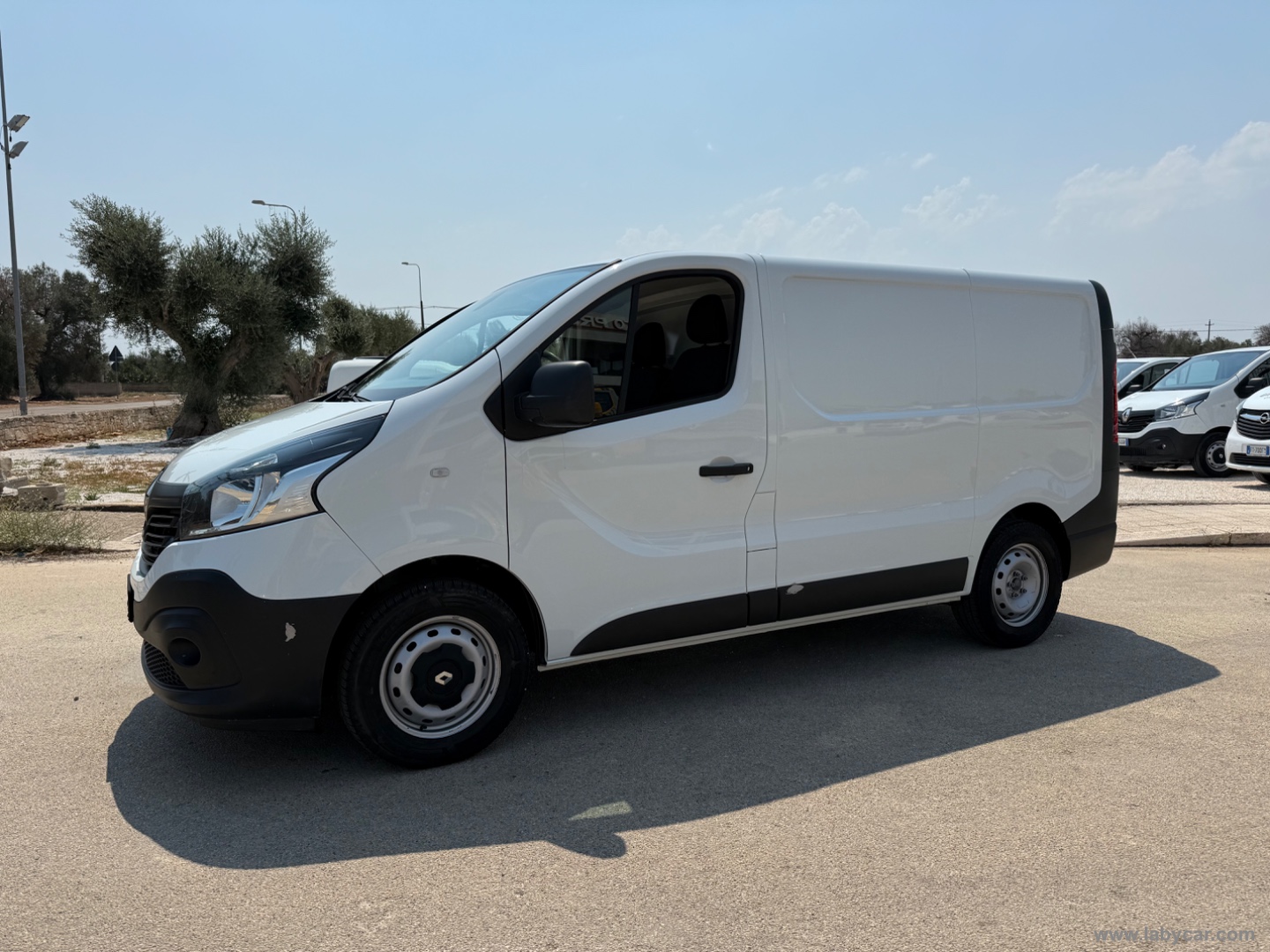Trafic T29 1.6dCi 145 PC-TN Furgone Ice - immagine 2