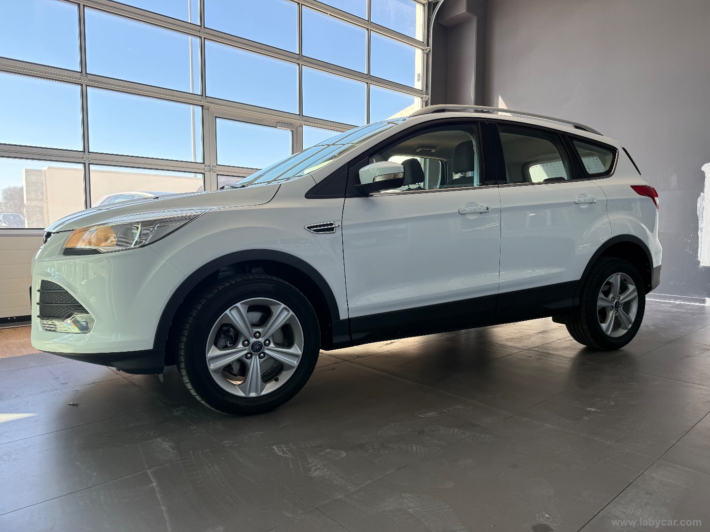 Kuga 2.0 TDCI 140 CV 2WD Titanium - immagine 2