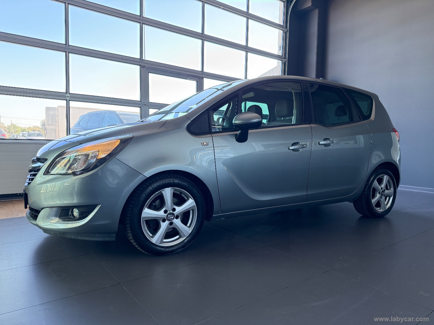 Meriva 1.3 CDTI 95 CV ecoFLEX Cosmo - immagine 2