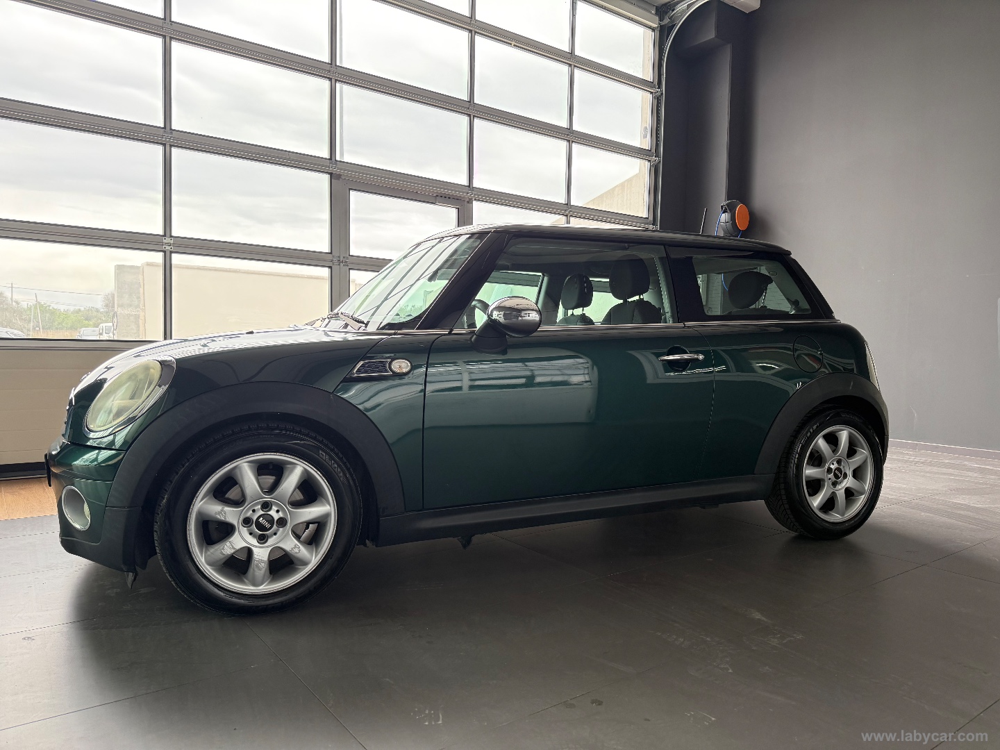 Mini Cooper D 50 Mayfair - immagine 2