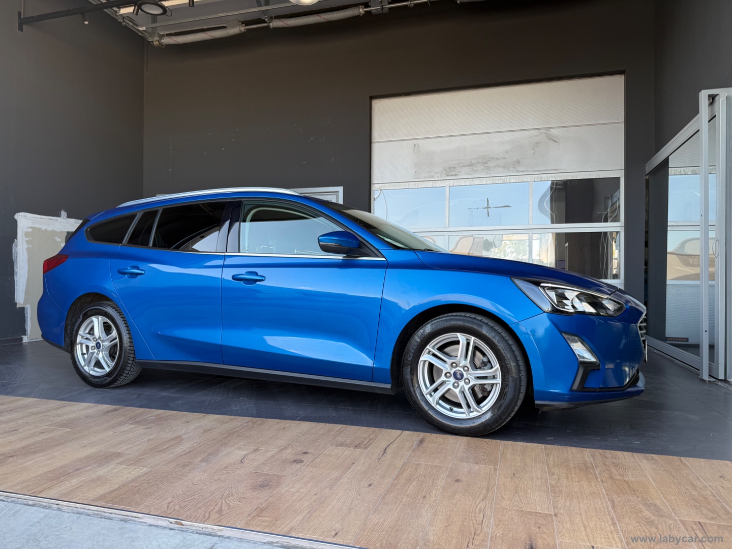 Focus 1.5 E.Blue 120CV aut. SW Bs Co-P. - immagine 2