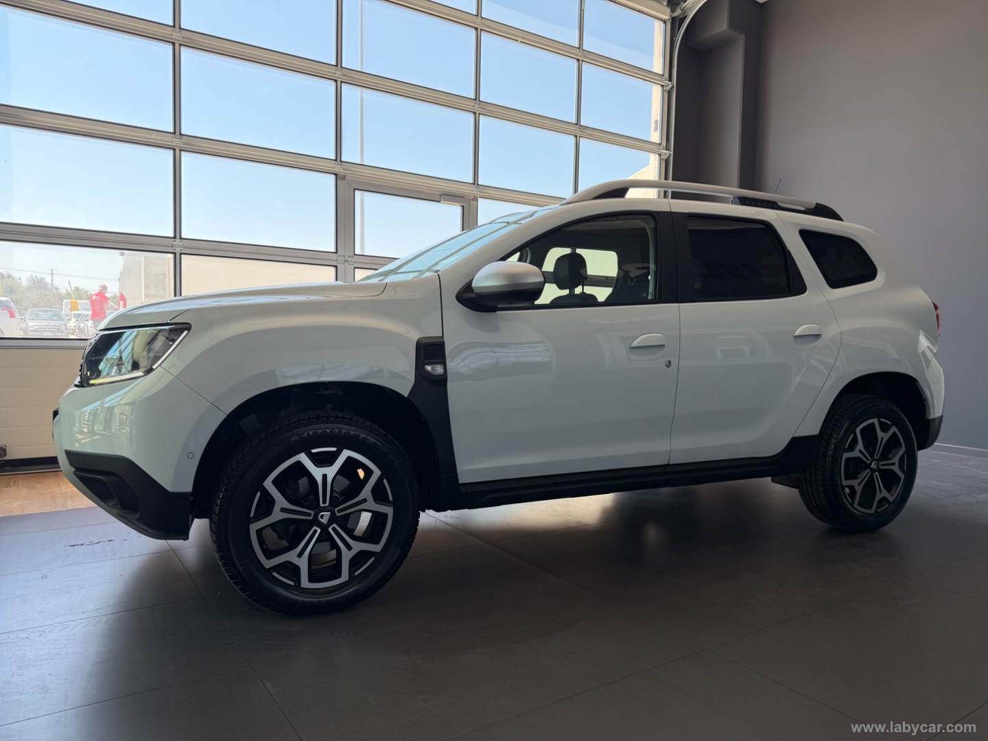 Duster 1.5 dCi 8V 110 CV 4x2 Comfort - immagine 2