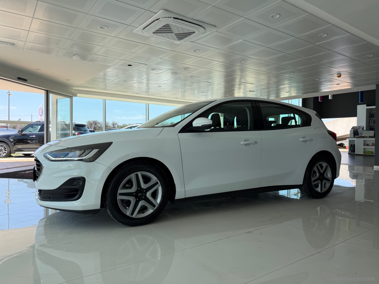 Focus 1.5 EcoBlue 120CV 5p. Active - immagine 2