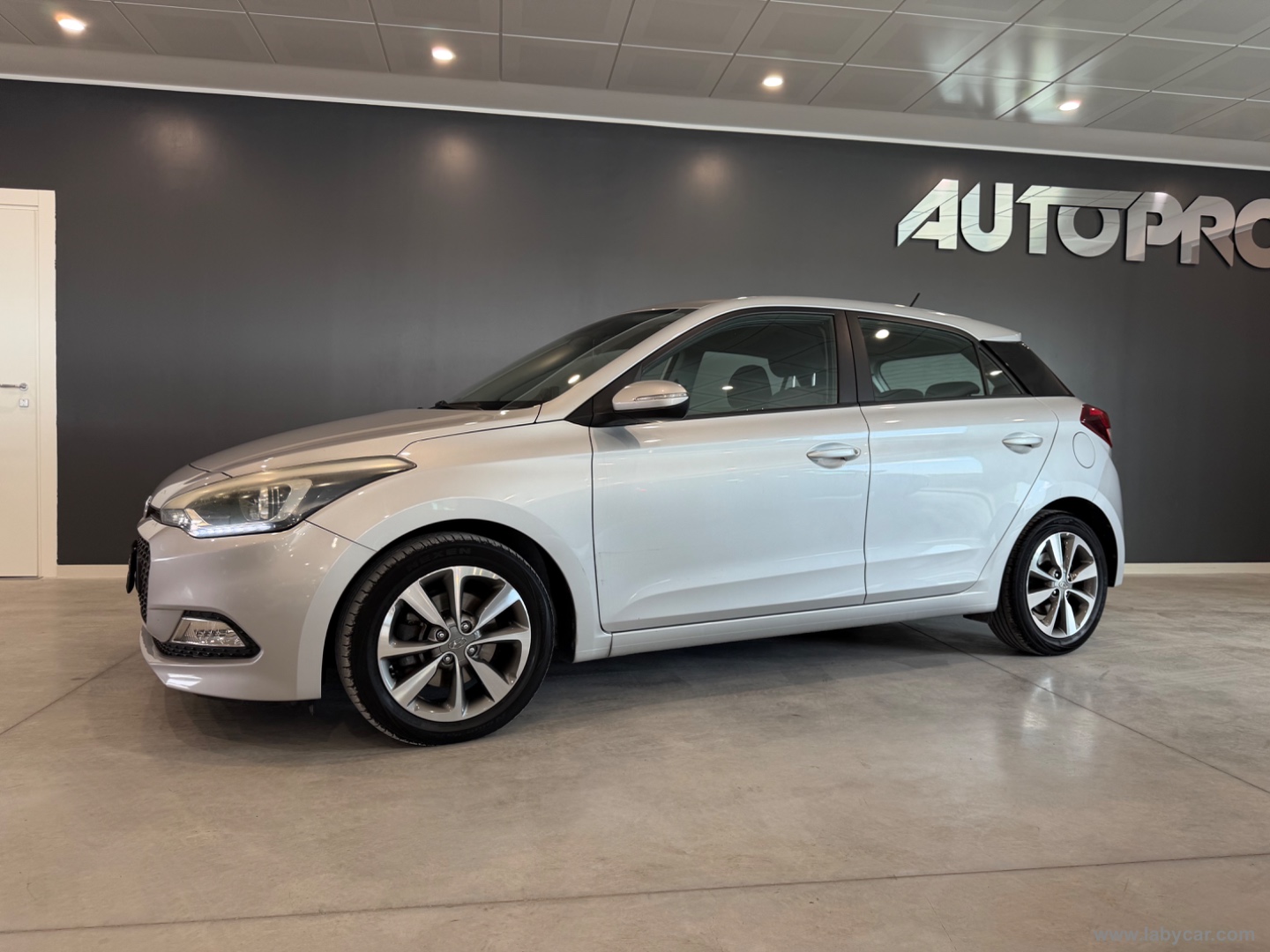 i20 1.1 CRDi 12V 5p. Style - immagine 2