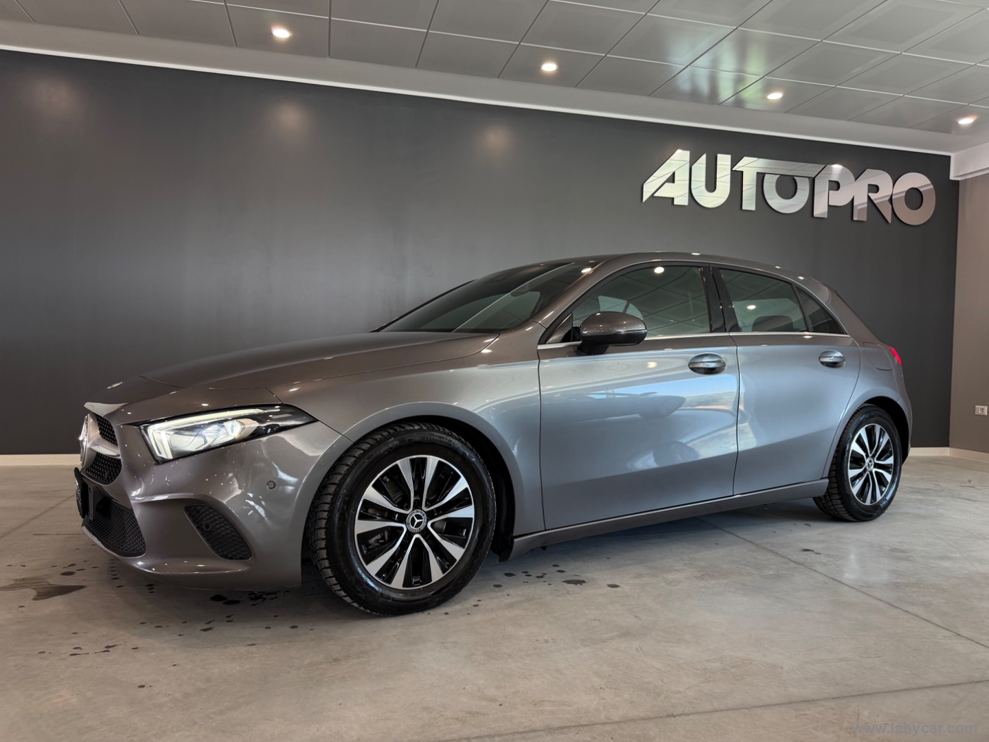 A 180 d Automatic Business Extra - immagine 2