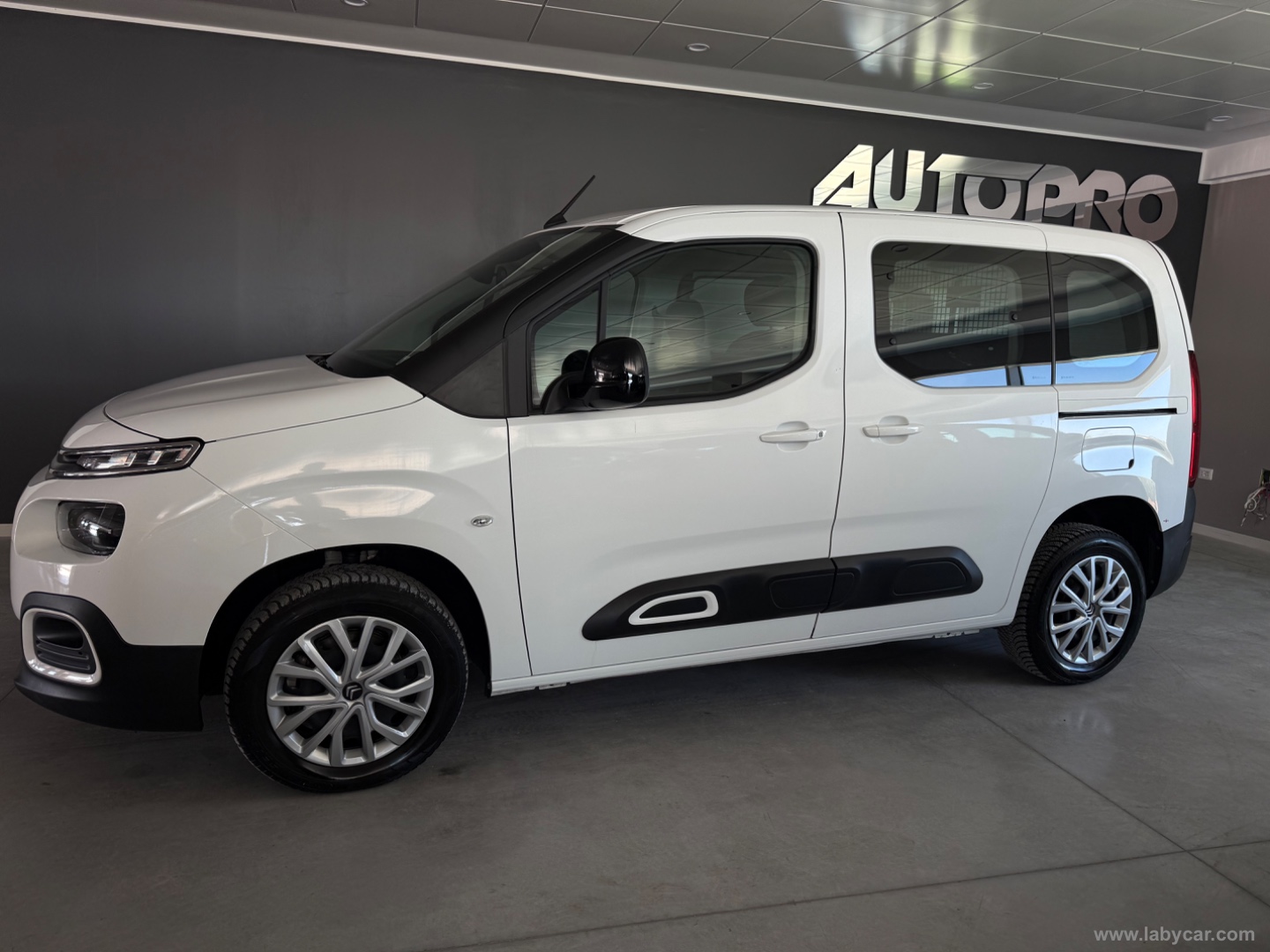 Berlingo BlueHDi 130 S&S Combi Feel - immagine 2