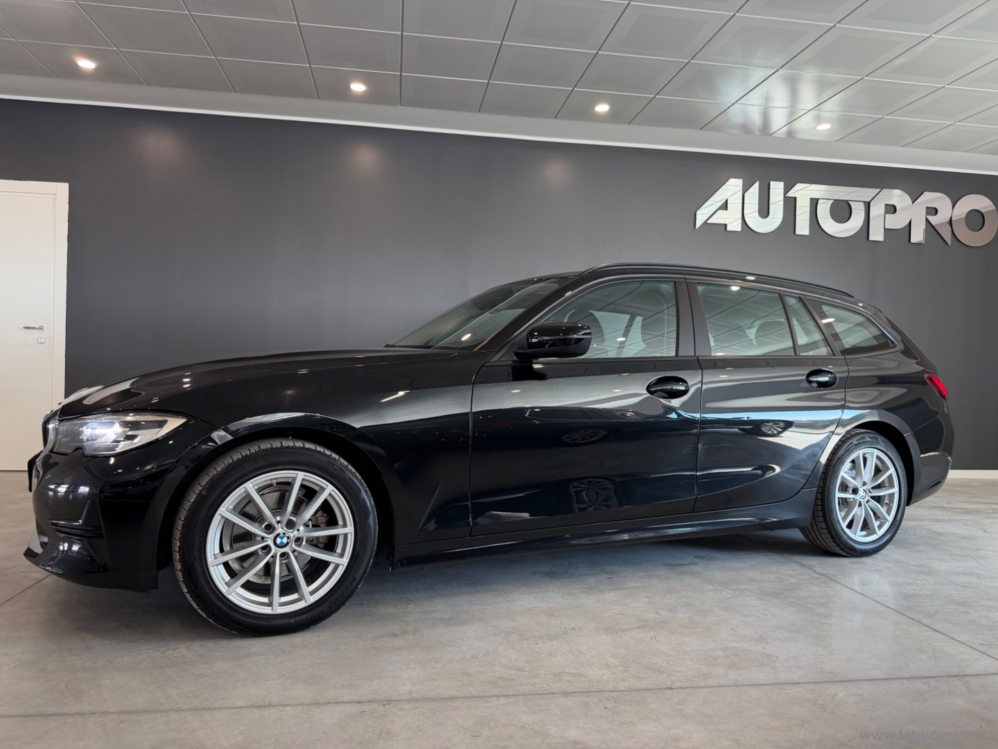 318d 48V Touring Business Advantage - immagine 2