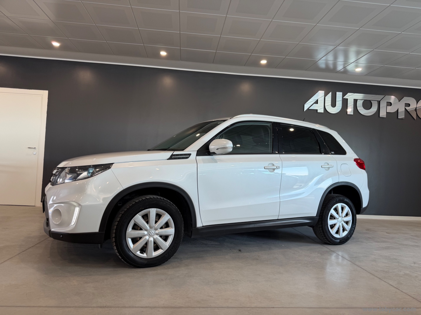Vitara 1.6 DDiS 4WD All Grip V-Top - immagine 2
