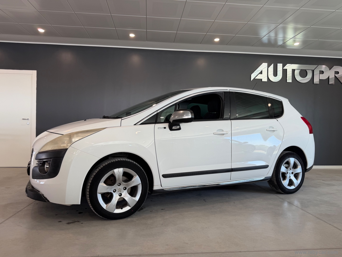3008 1.6 HDi 115 CV Active - immagine 2