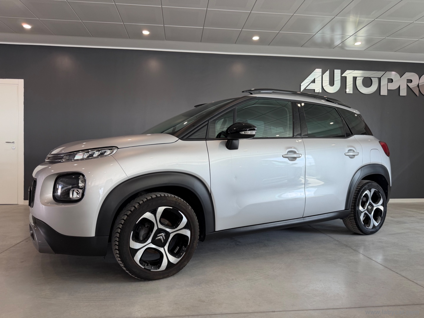C3 Aircross BlueHDi 100 S&S Shine - immagine 2