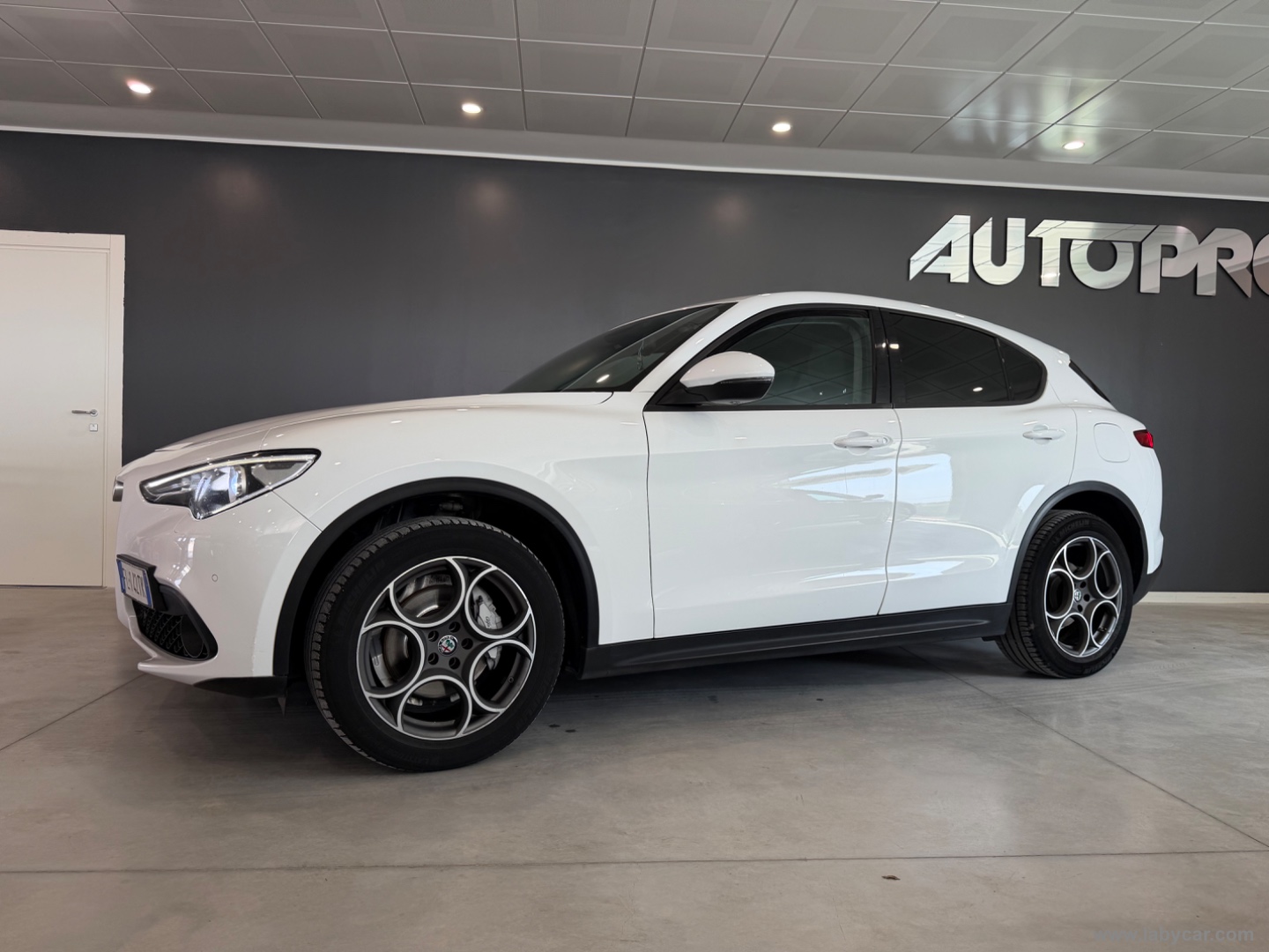 Stelvio 2.2 T.diesel 210 CV AT8 Q4 Super - immagine 2