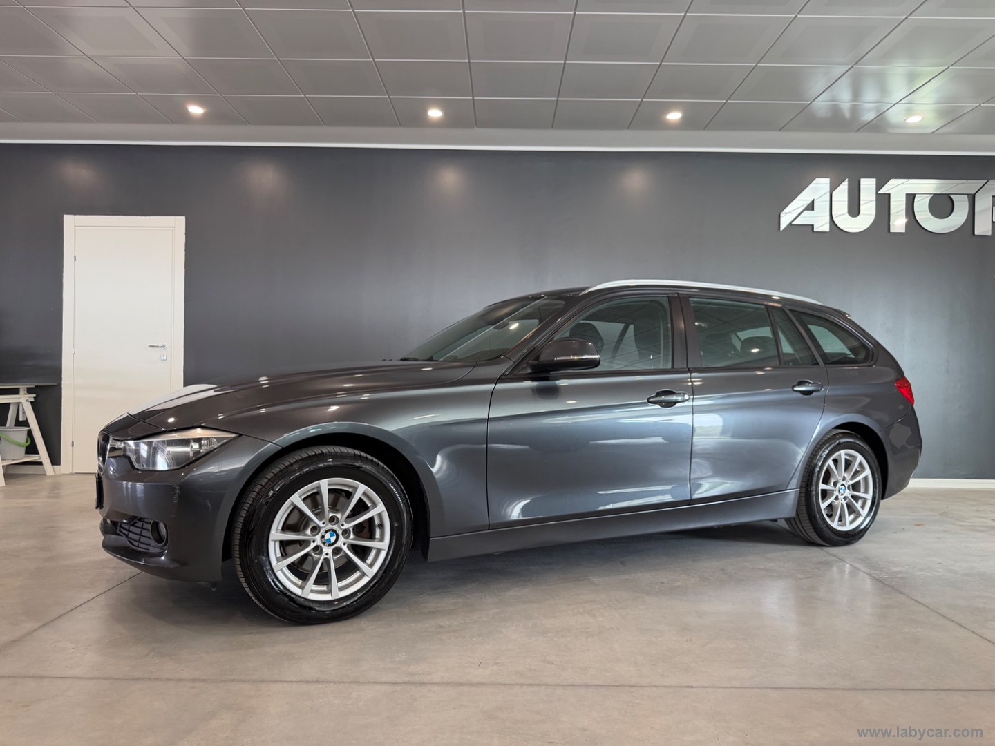 318d xDrive Touring Sport - immagine 2