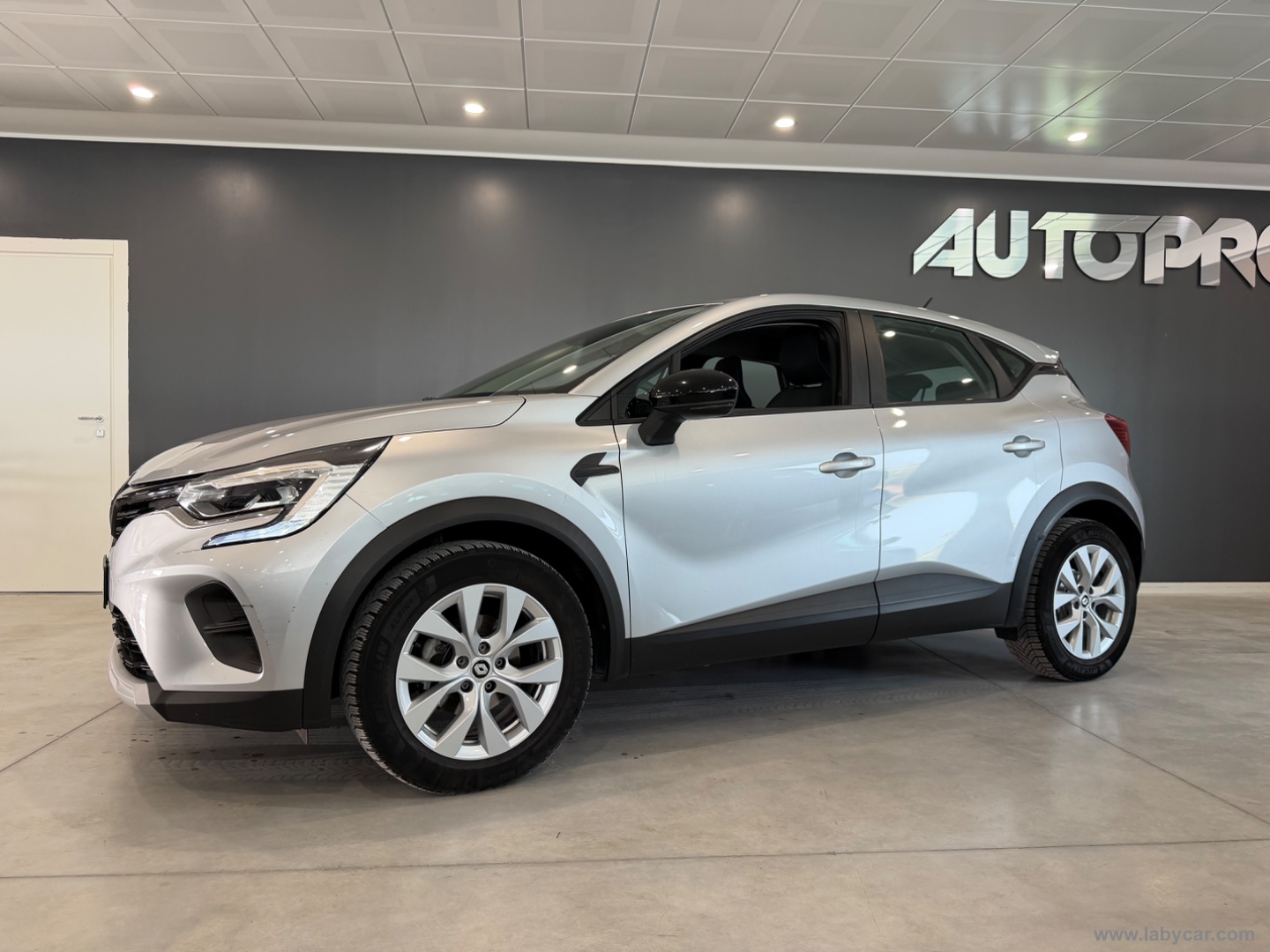 Captur TCe 12V 100 CV GPL FAP Business - immagine 2