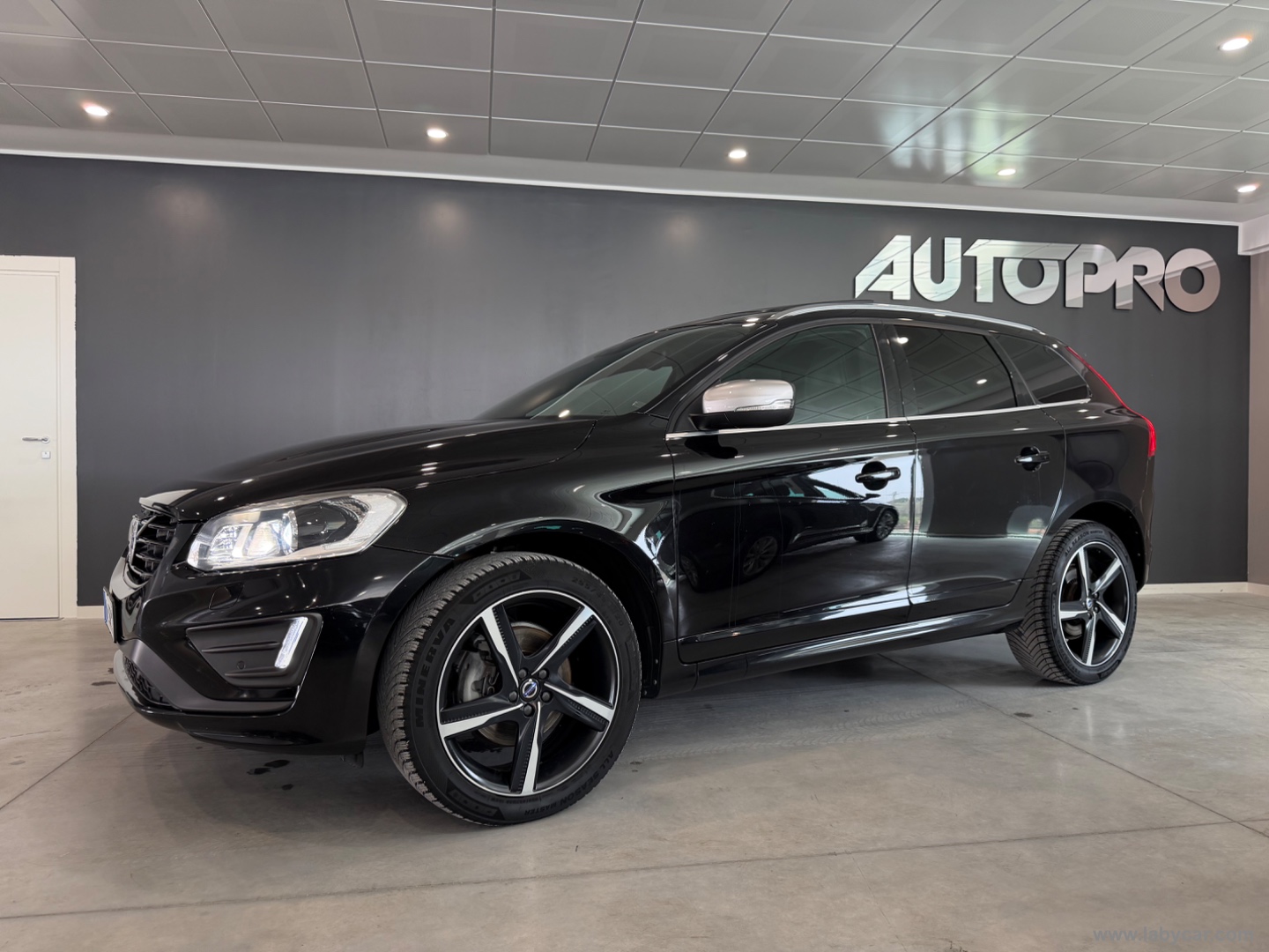 XC60 D4 Geartronic R-design - immagine 2