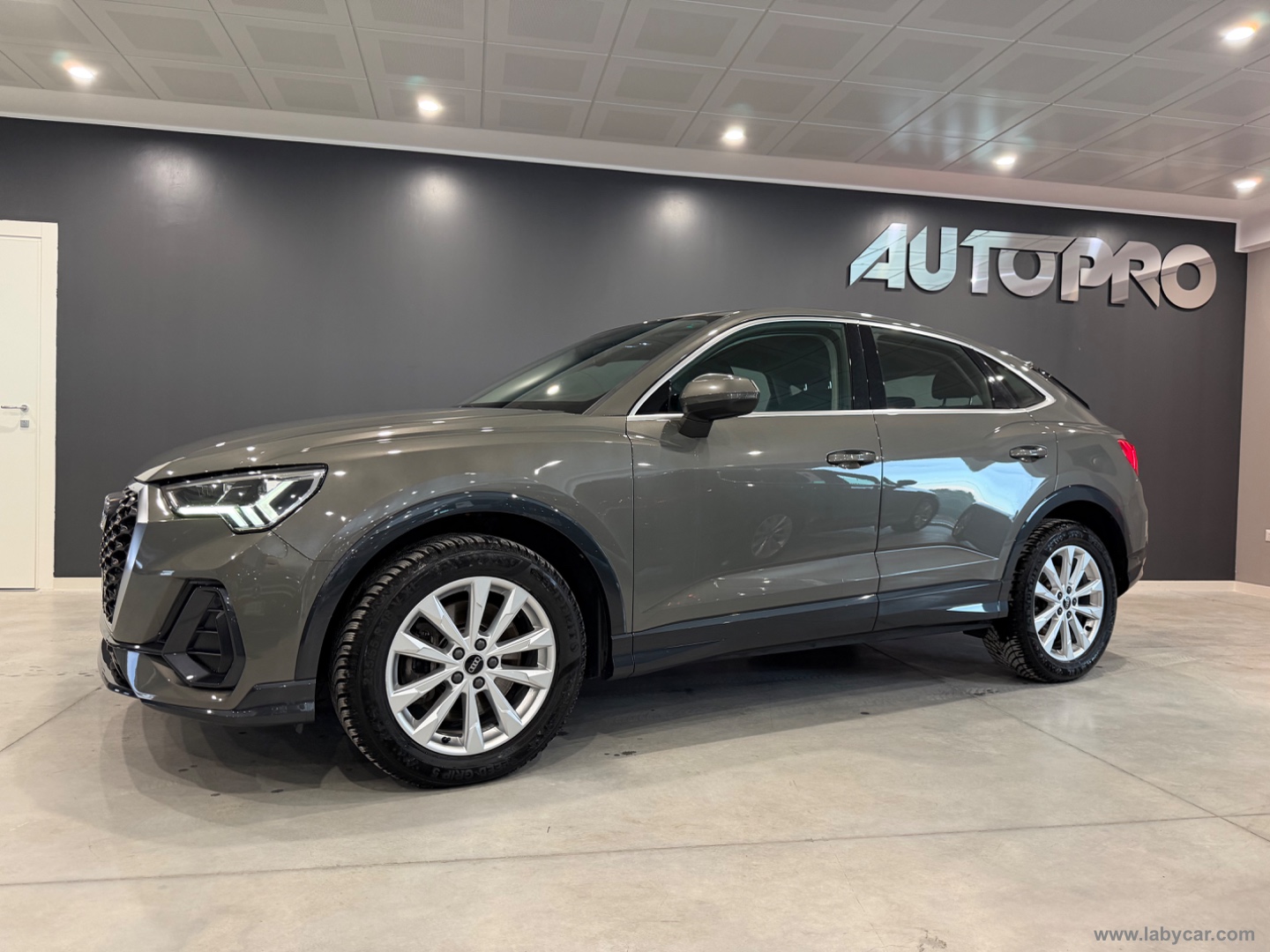 Q3 SPB 40 TDI qu- S tr. Business Plus - immagine 2