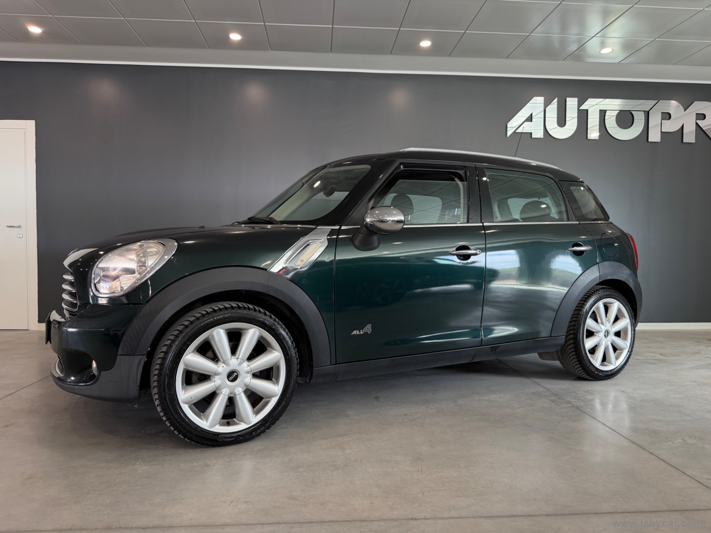Mini Cooper D Countryman ALL4 Automatica - immagine 2