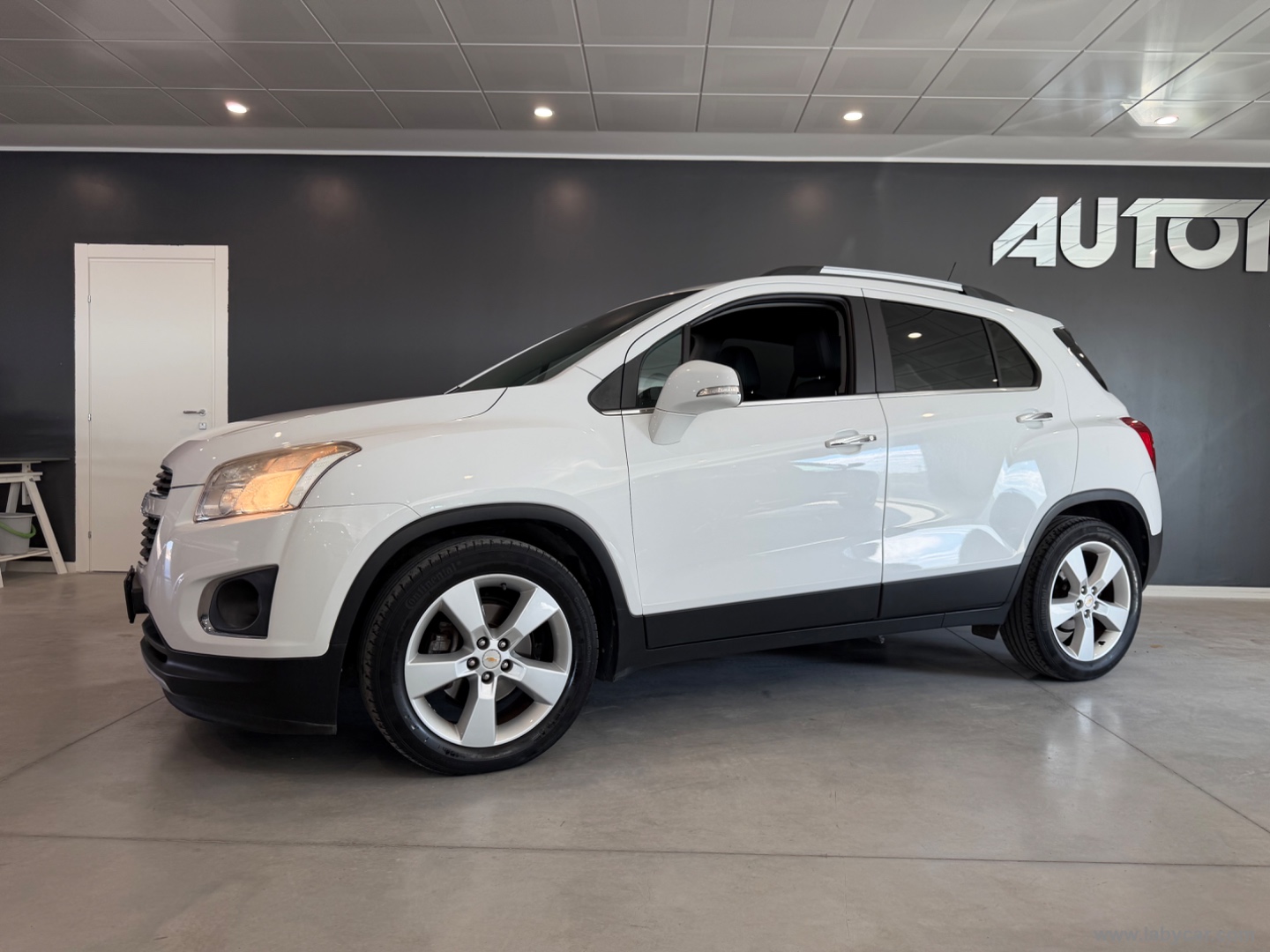 Trax 1.7D FWD LT - immagine 2