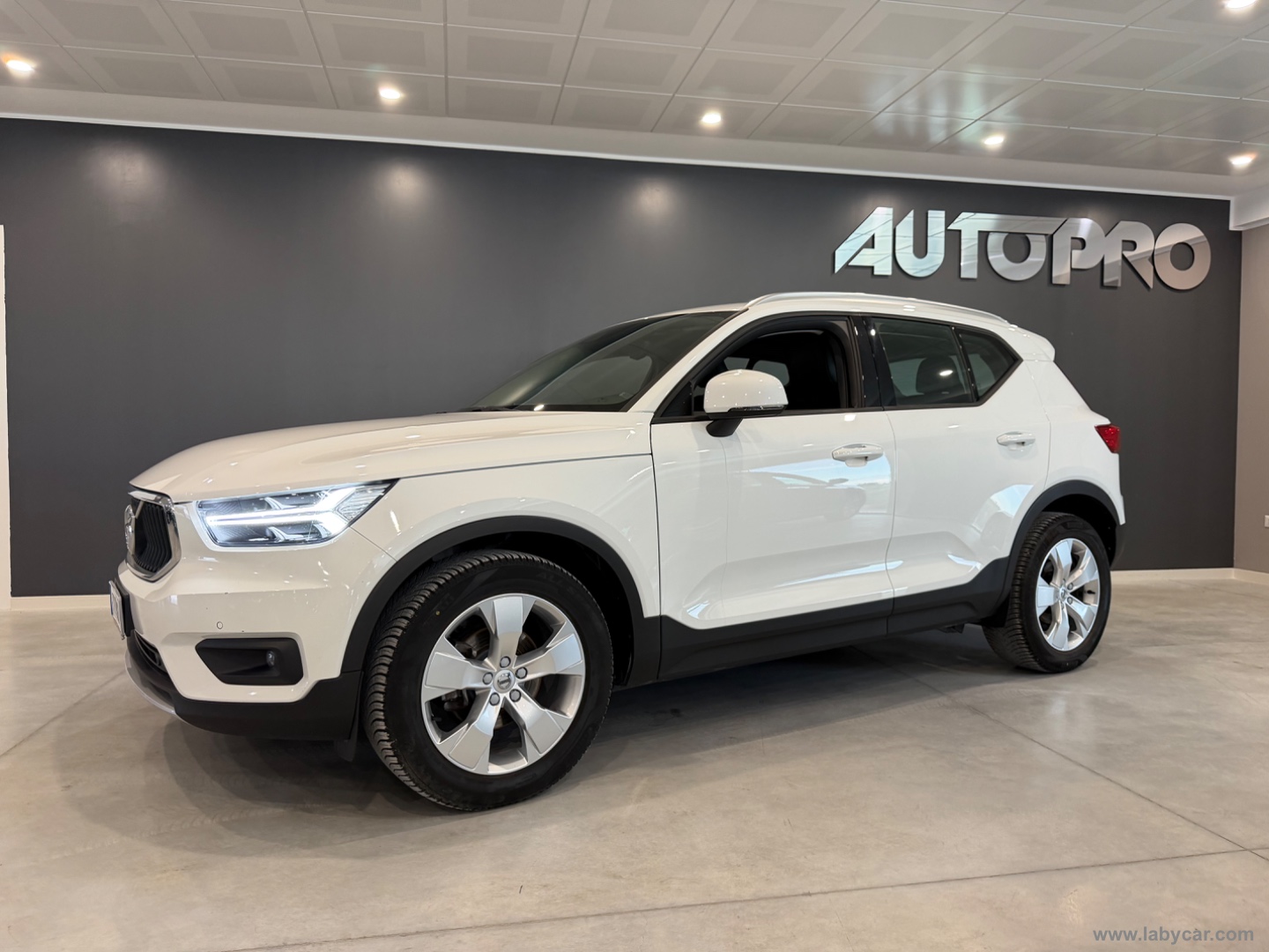 XC40 D3 Geartronic Business Plus N1 - immagine 2