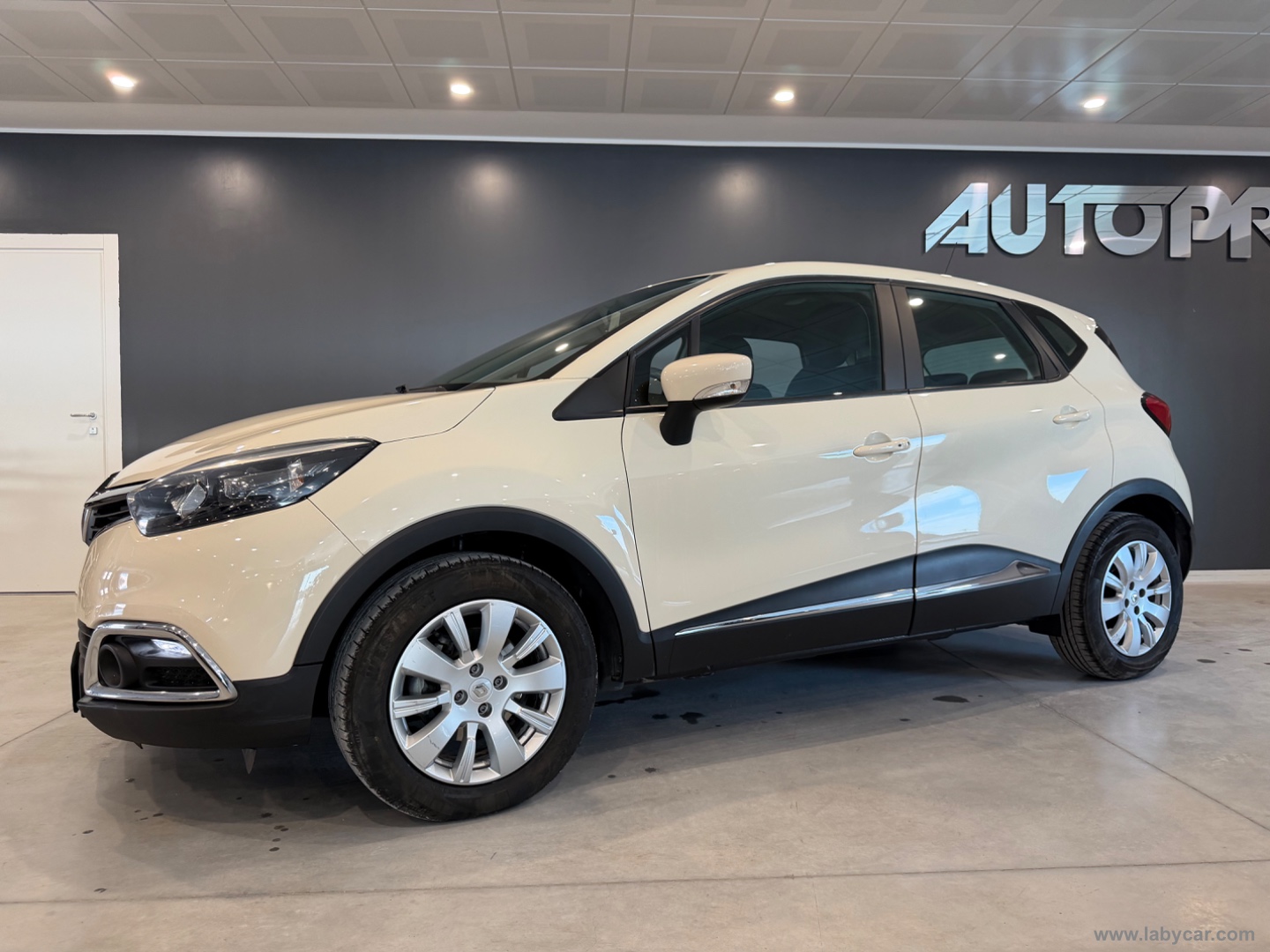 Captur 1.5 dCi 8V 90 CV S&S Live - immagine 2