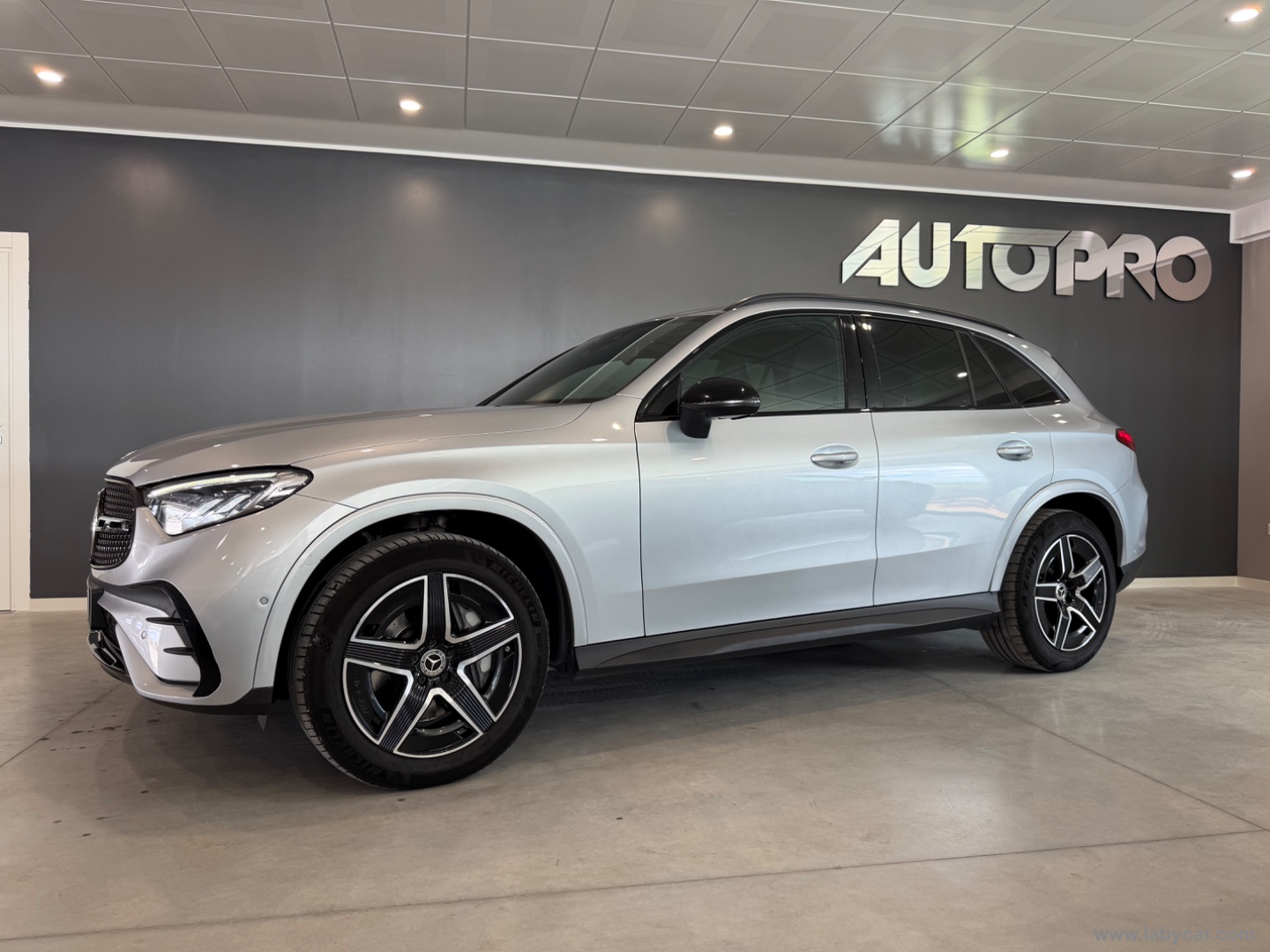 GLC 220 d 4Matic AMG Line Advanced - immagine 2