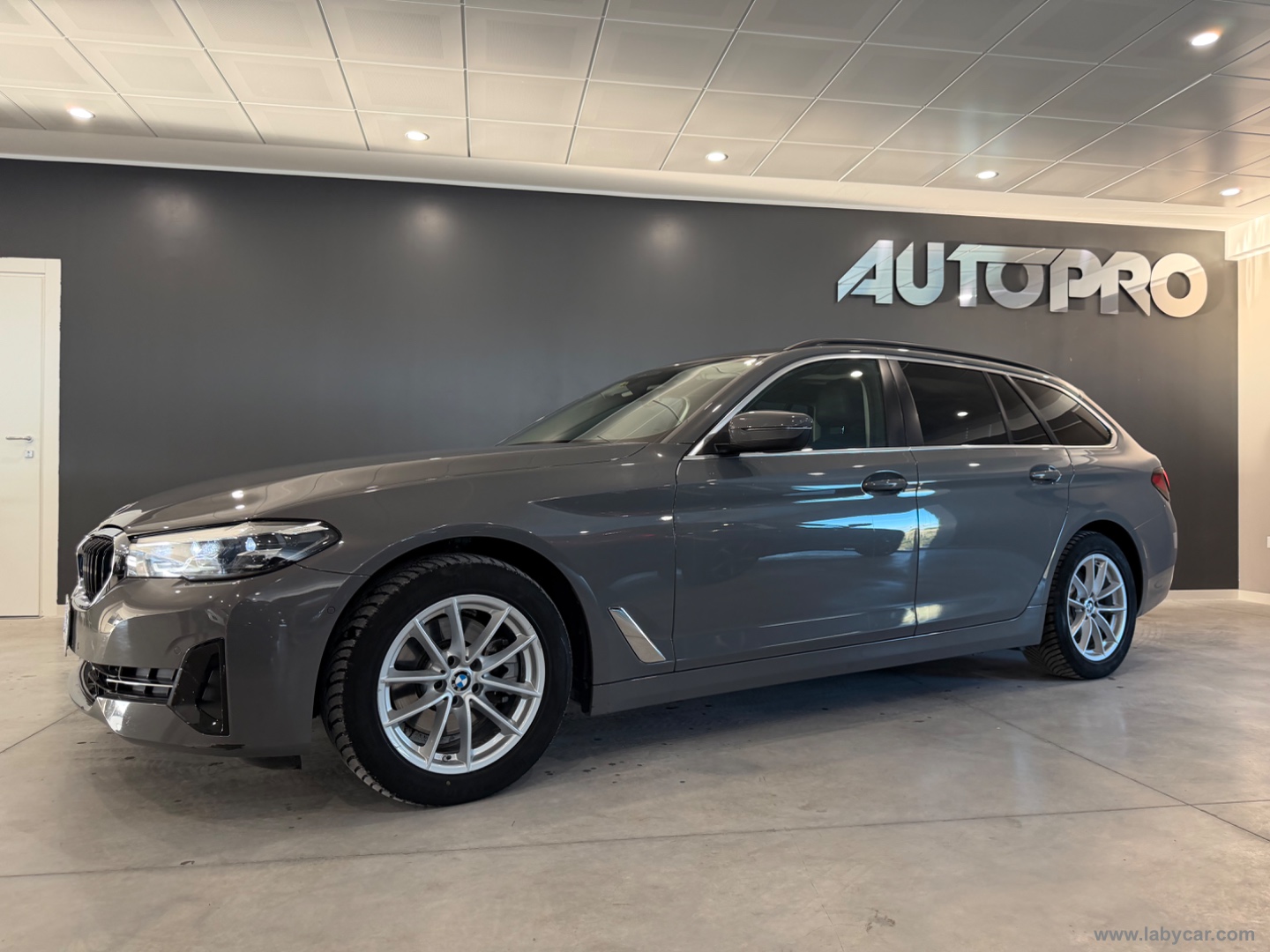 520d 48V xDrive Touring Luxury - immagine 2