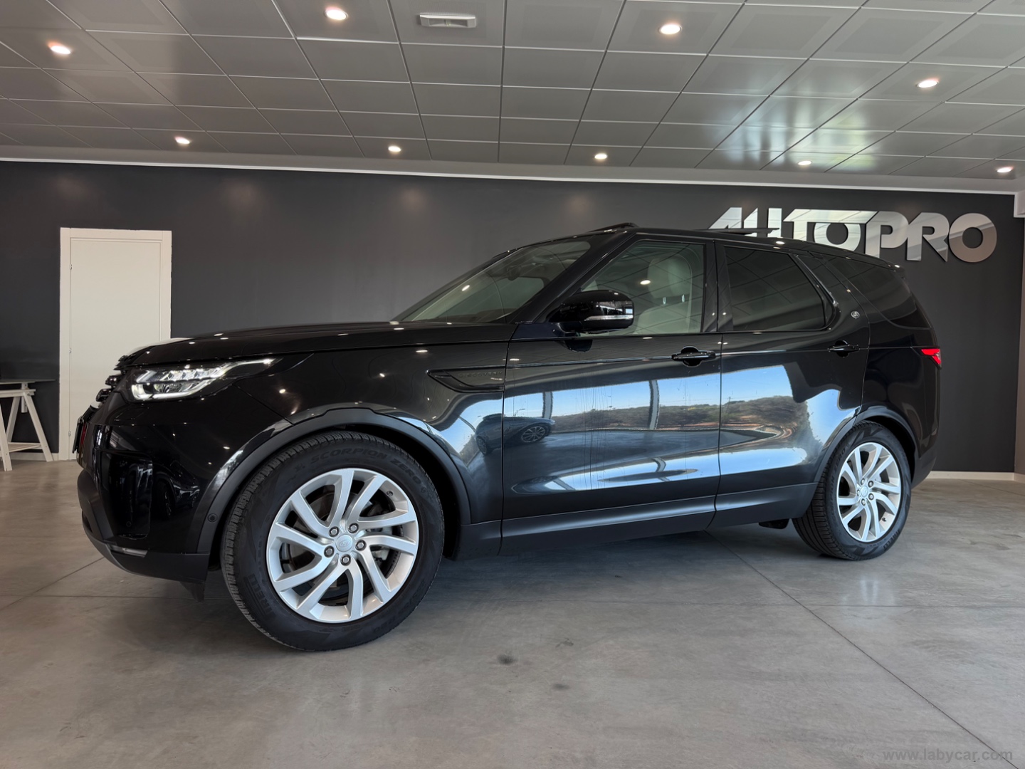 Discovery 2.0 SD4 240 CV HSE - immagine 2