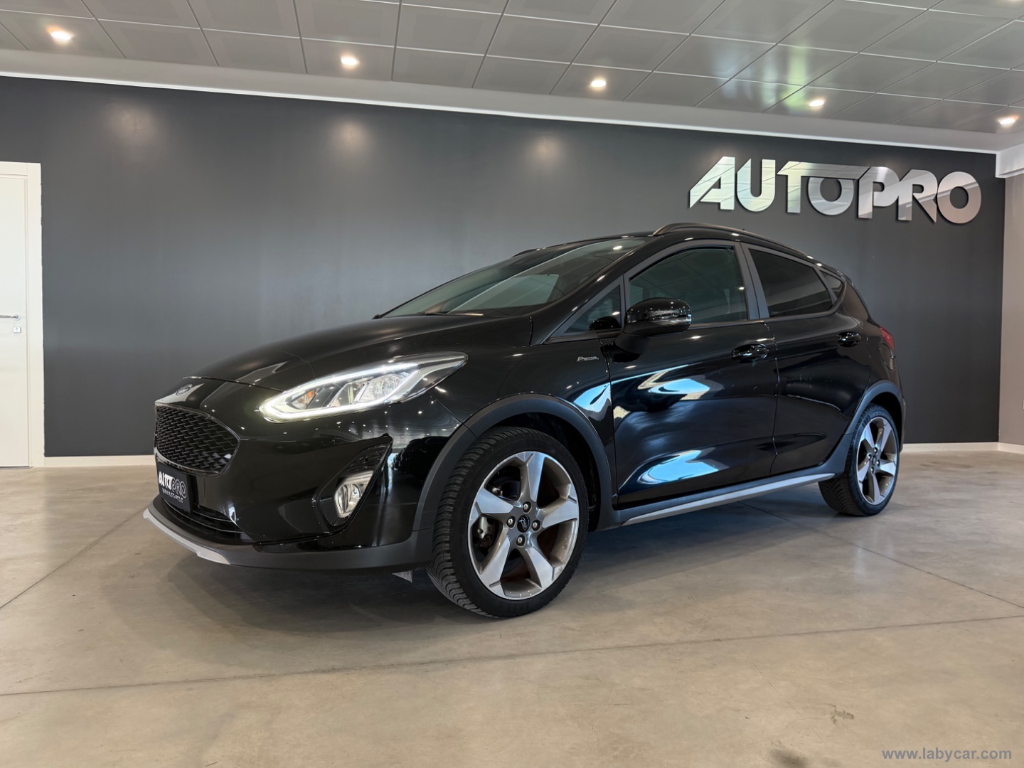 Fiesta Active 1.0 Ecoboost 100 CV - immagine 2