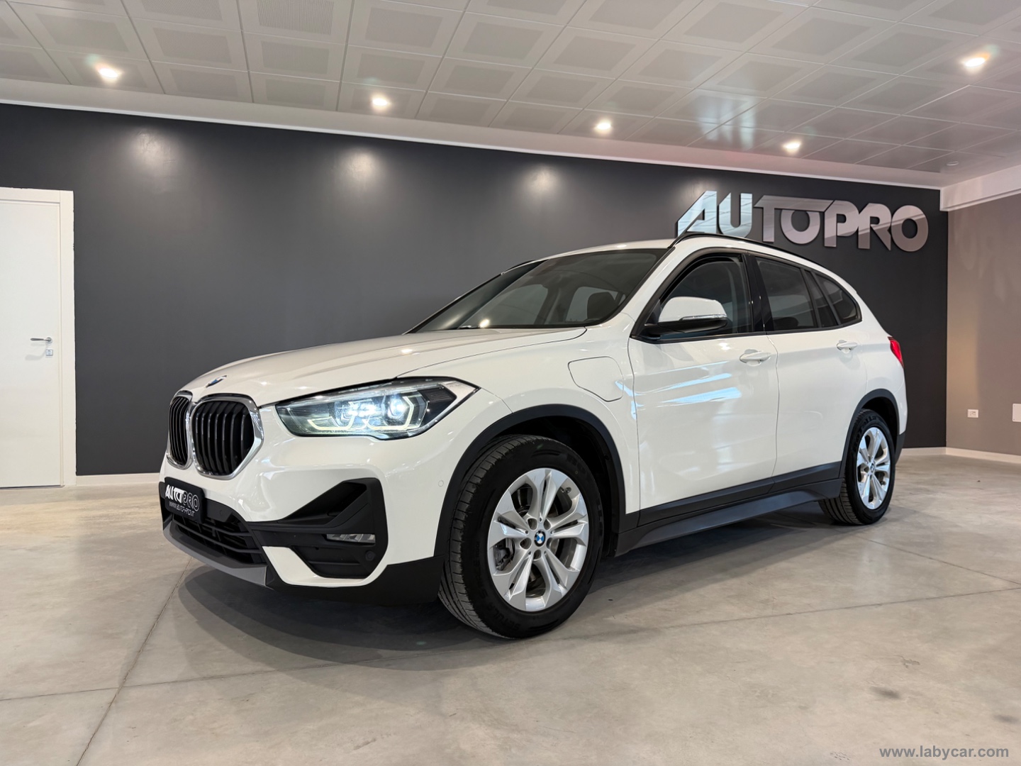 X1 xDrive25e Business Advantage - immagine 2