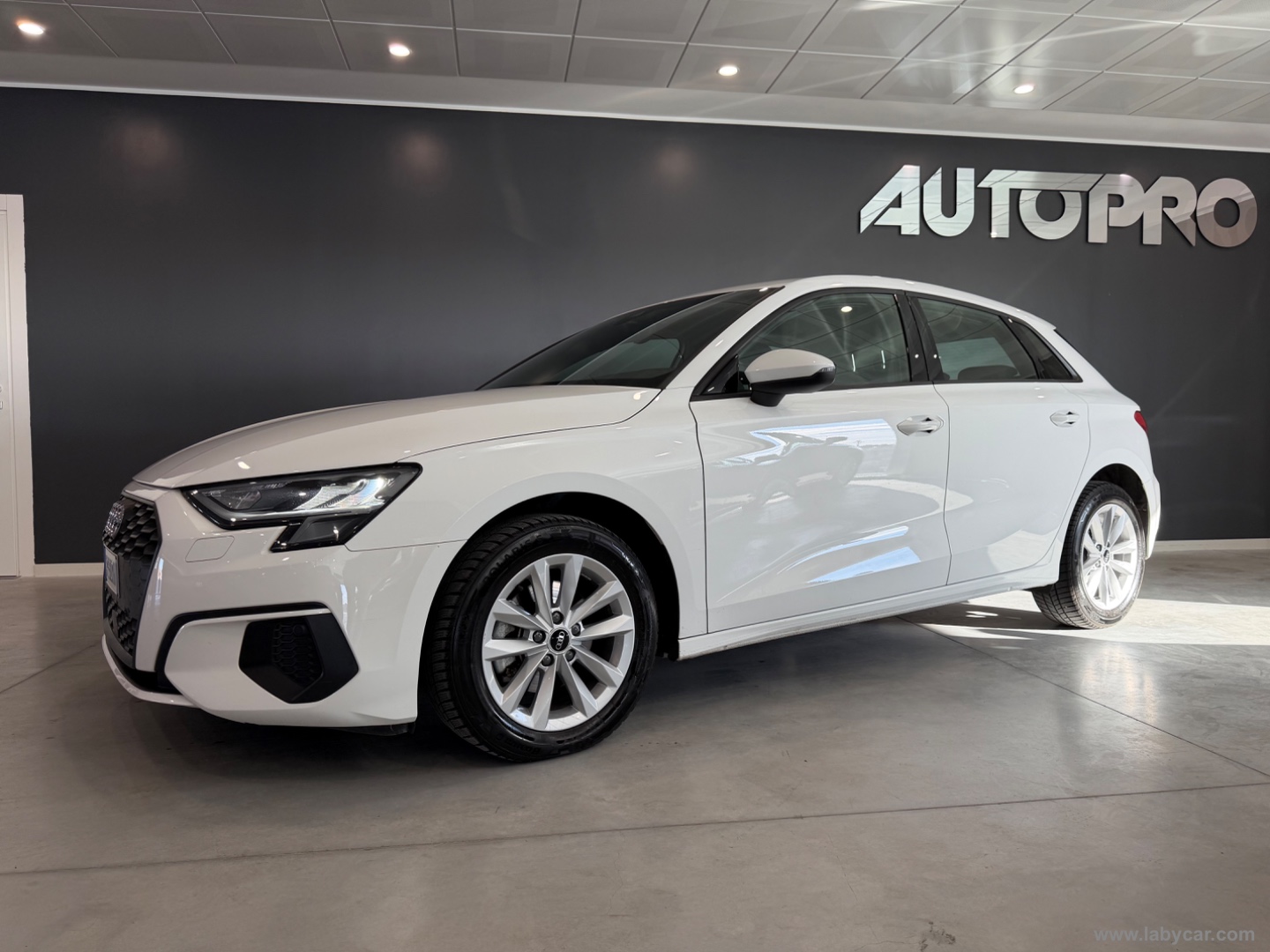 A3 SPB 30 TDI S tronic Business - immagine 2