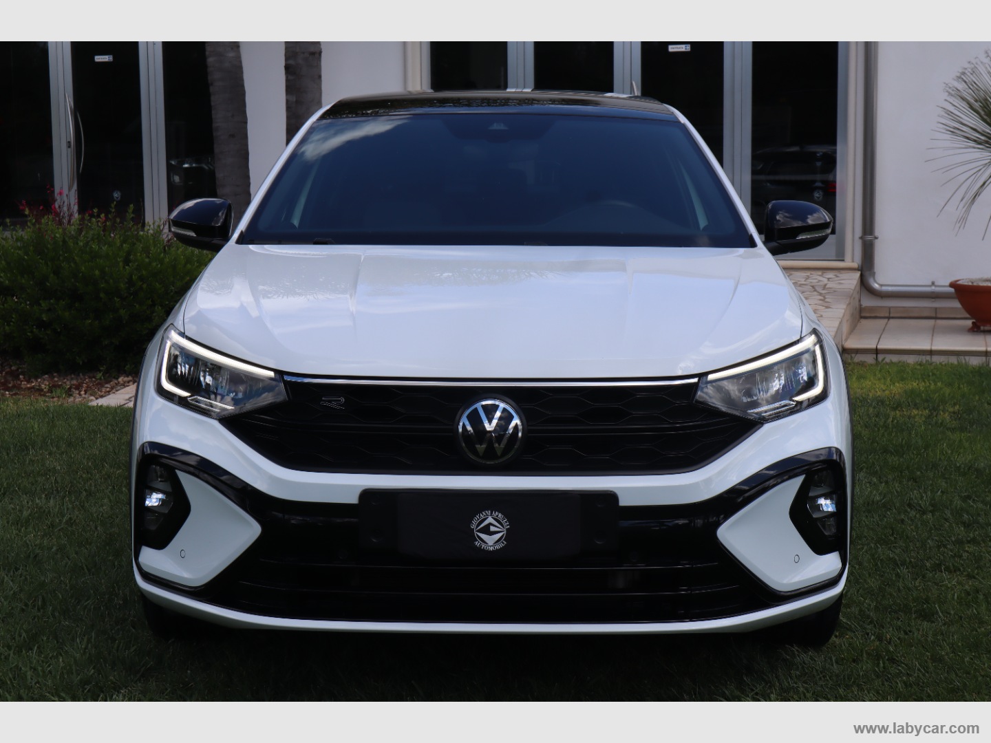 Taigo 1.0 TSI 110 CV DSG R-Line - immagine 2