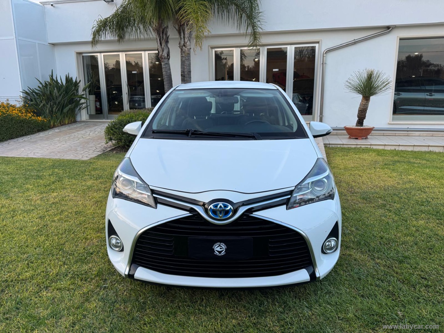 Yaris 1.5 Hybrid 5p. Active - immagine 2