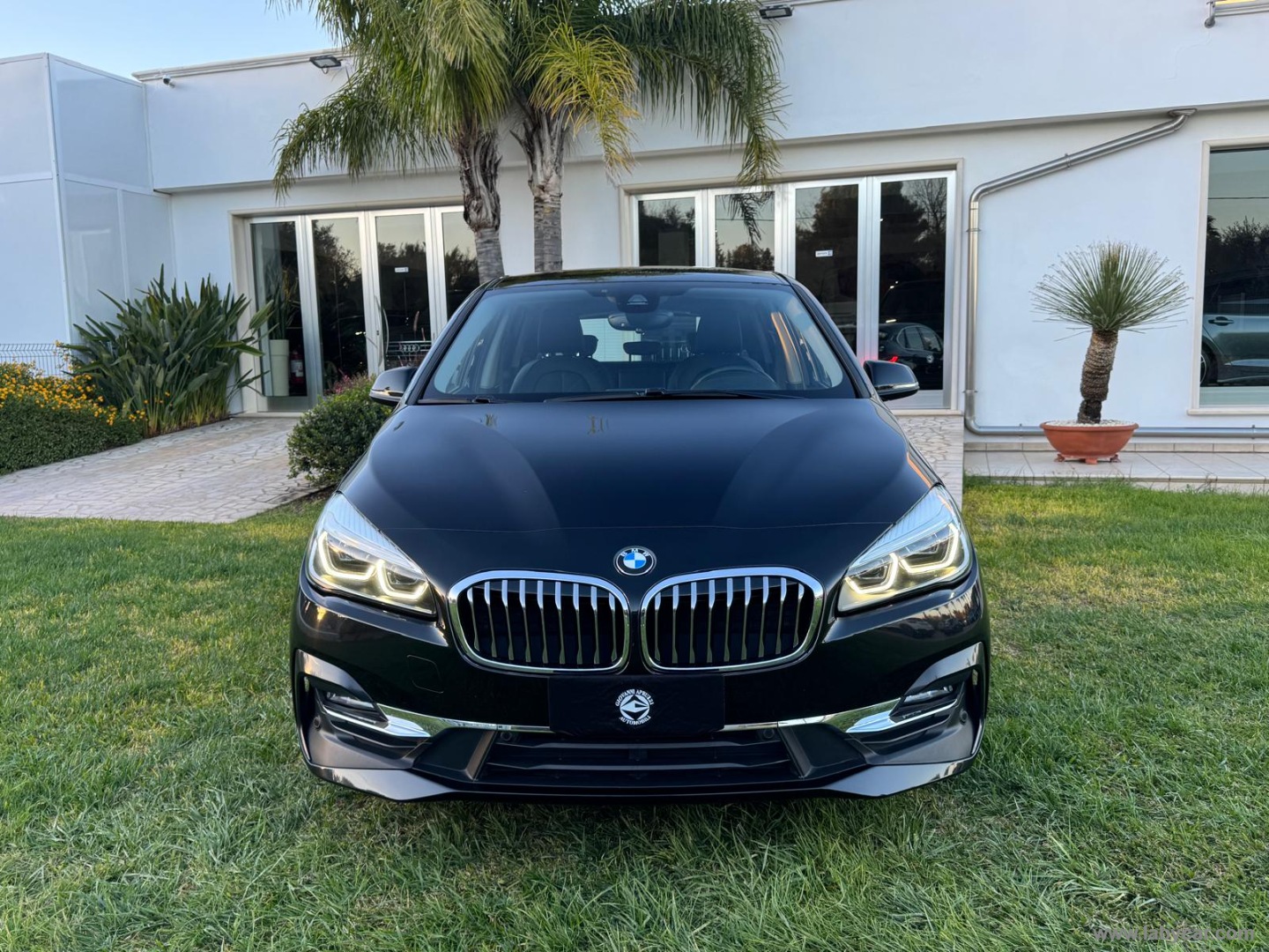 216d Active Tourer Luxury - immagine 2